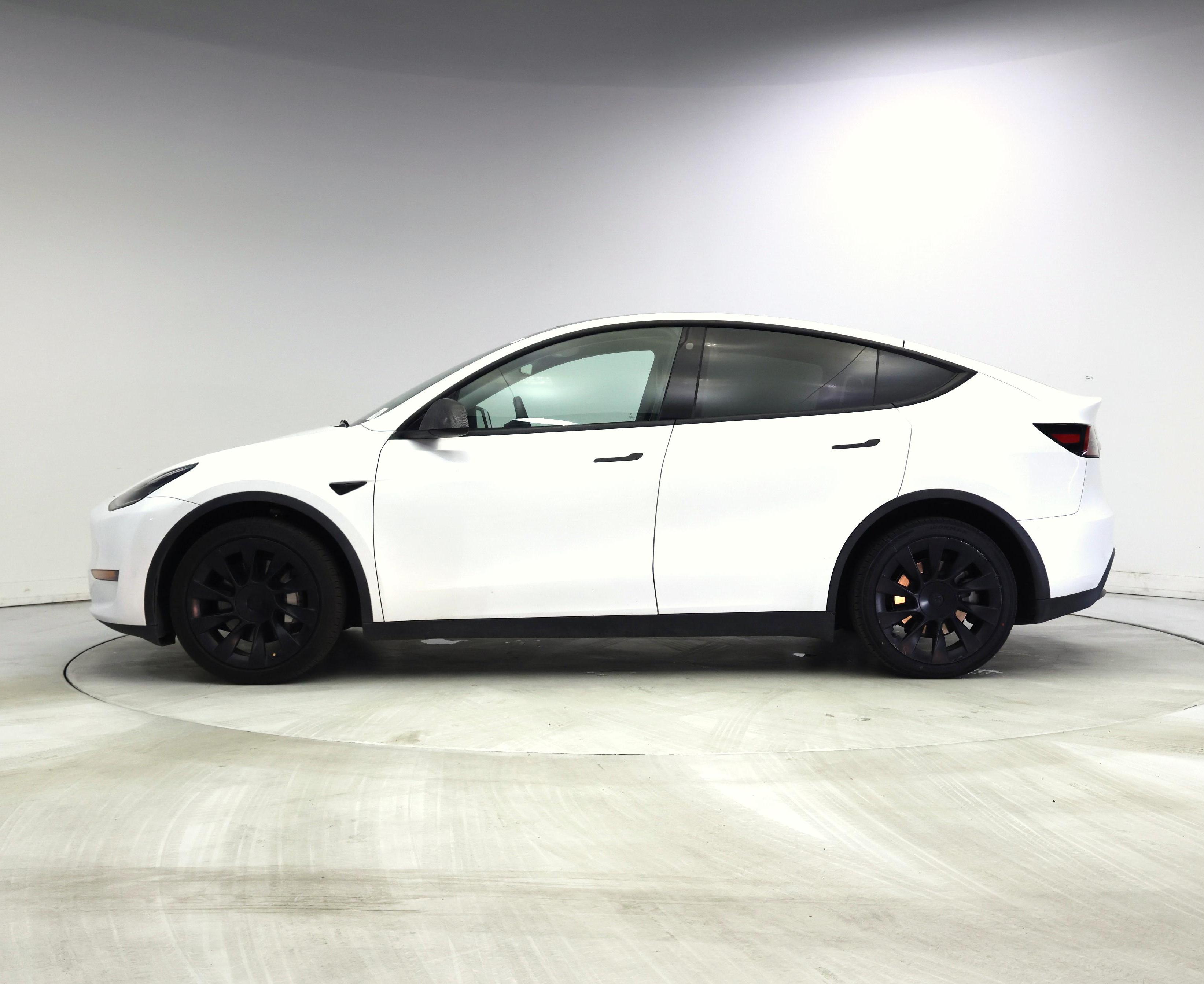 Thumbnail: 2023 Tesla Model Y - 3