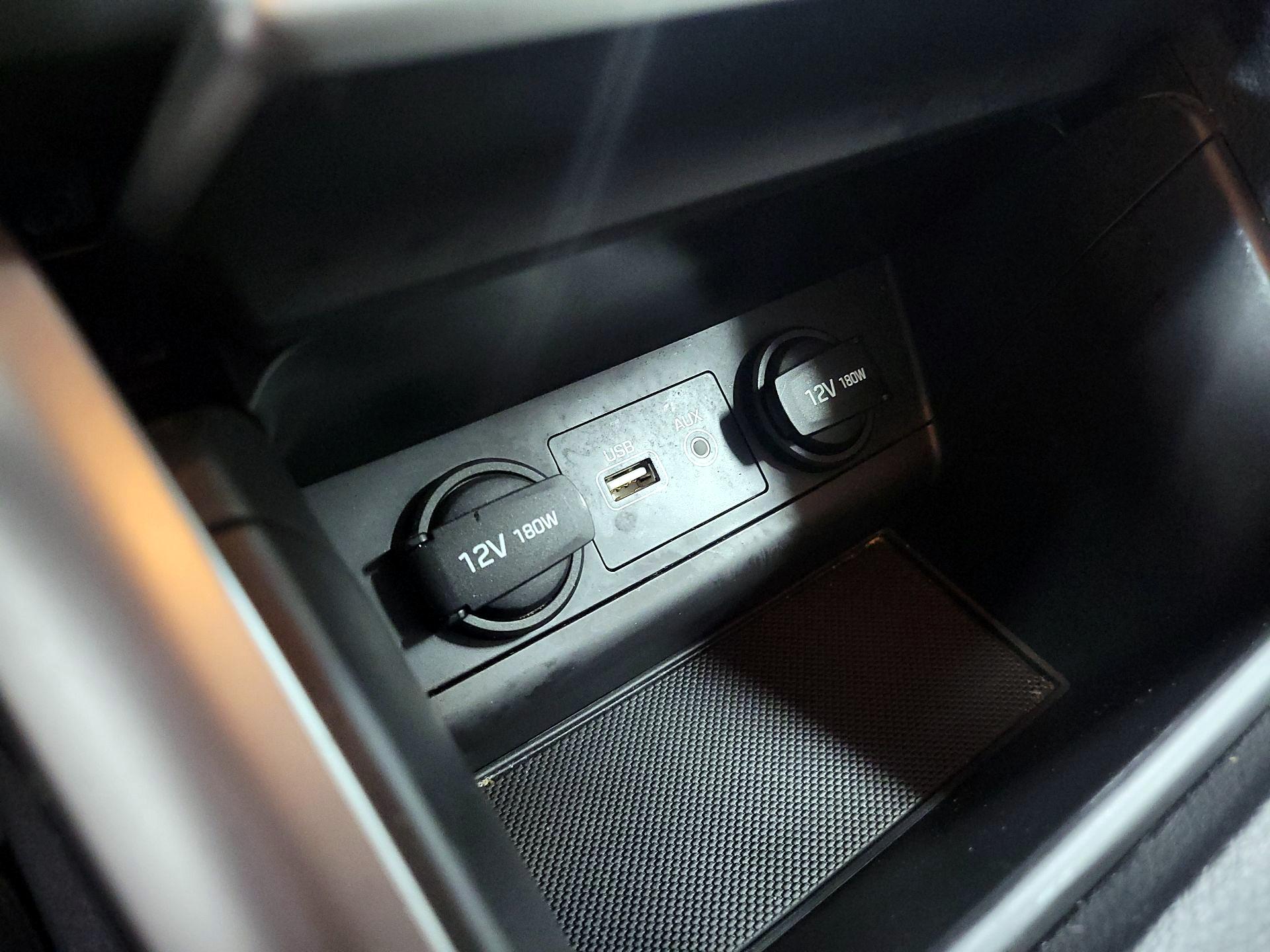 Thumbnail: 2015 Hyundai Sonata - 16