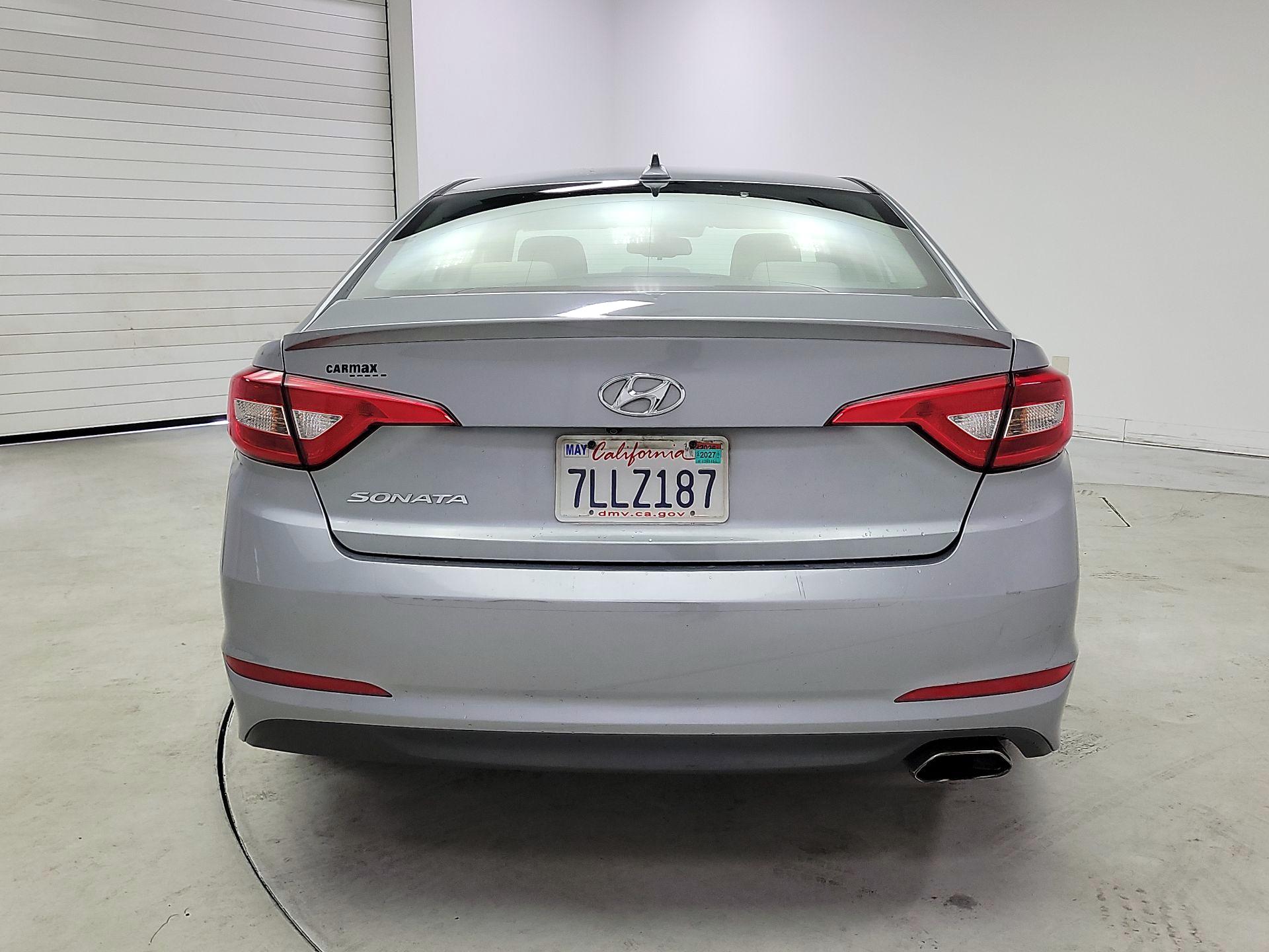 Thumbnail: 2015 Hyundai Sonata - 6
