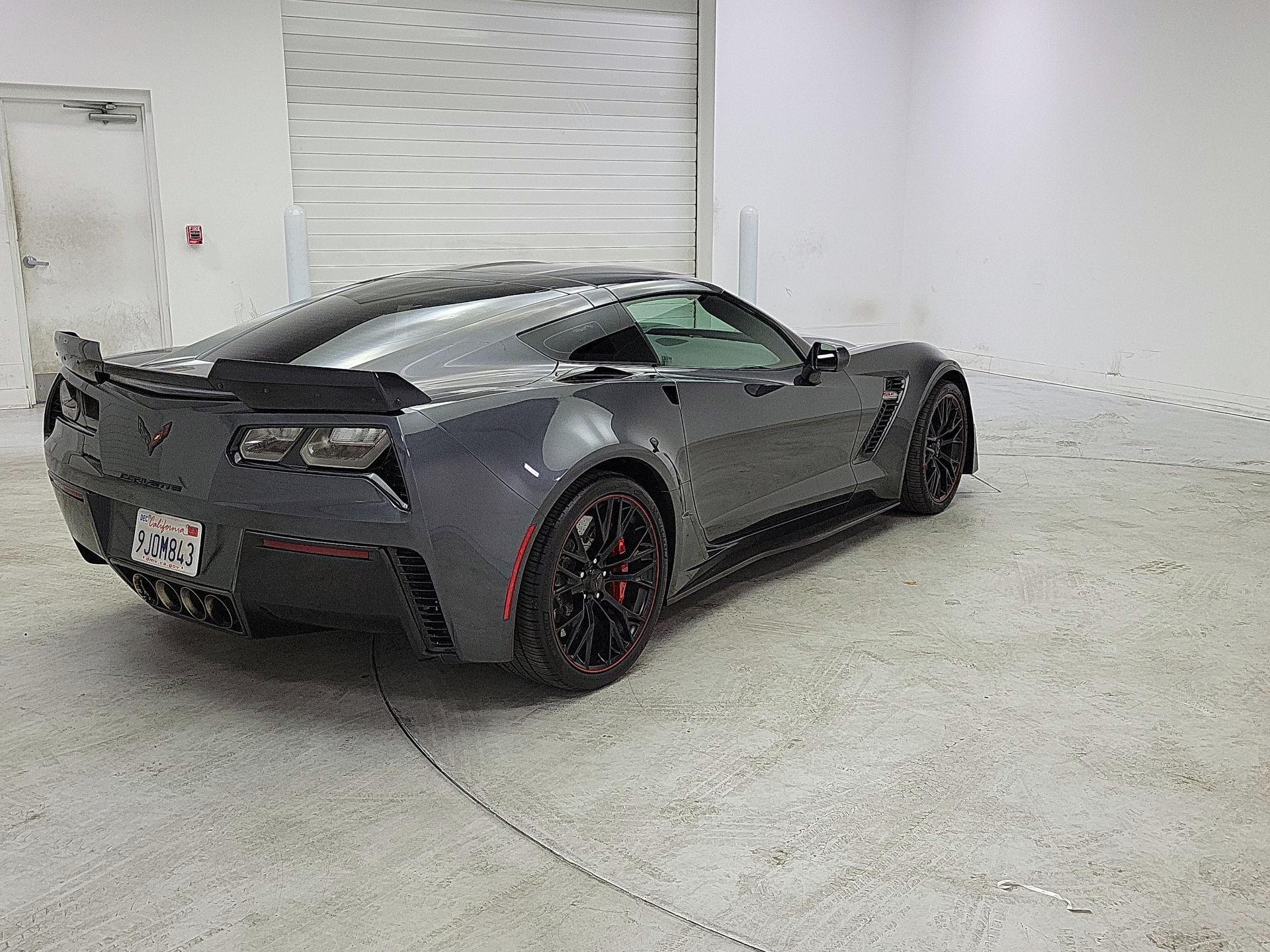 Thumbnail: 2017 Chevrolet Corvette - 5