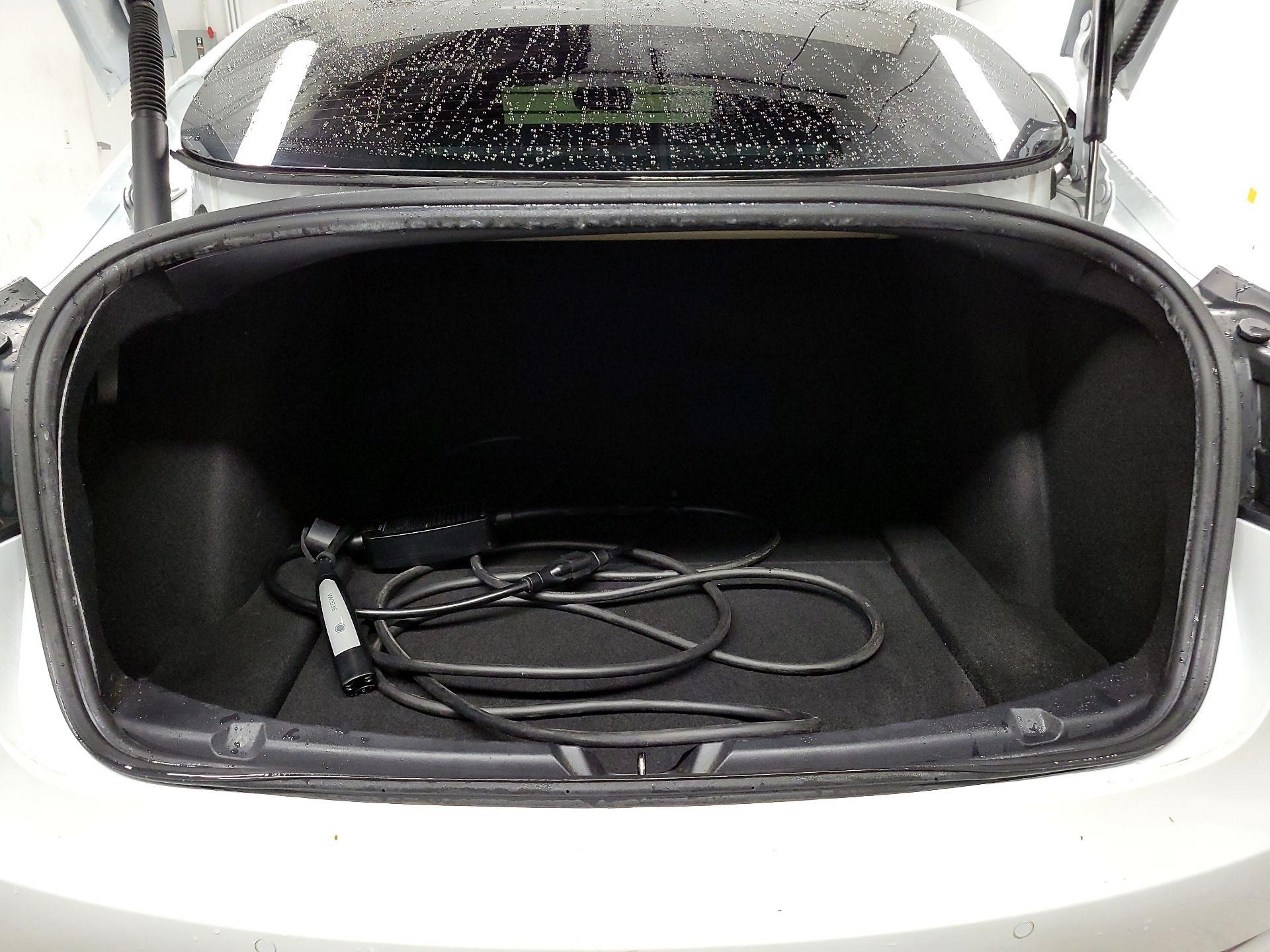 Thumbnail: 2022 Tesla Model 3 - 18