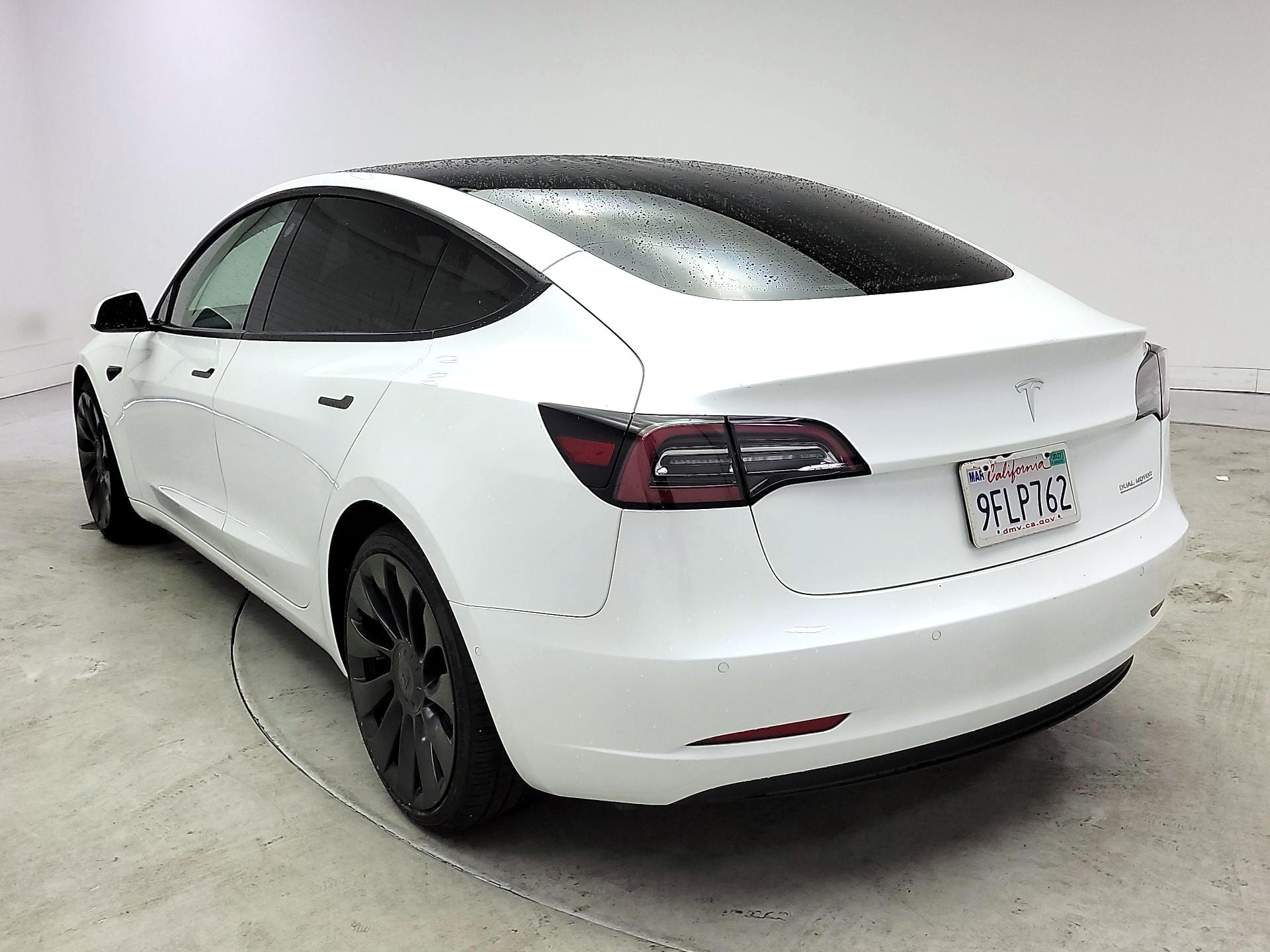 Thumbnail: 2022 Tesla Model 3 - 7
