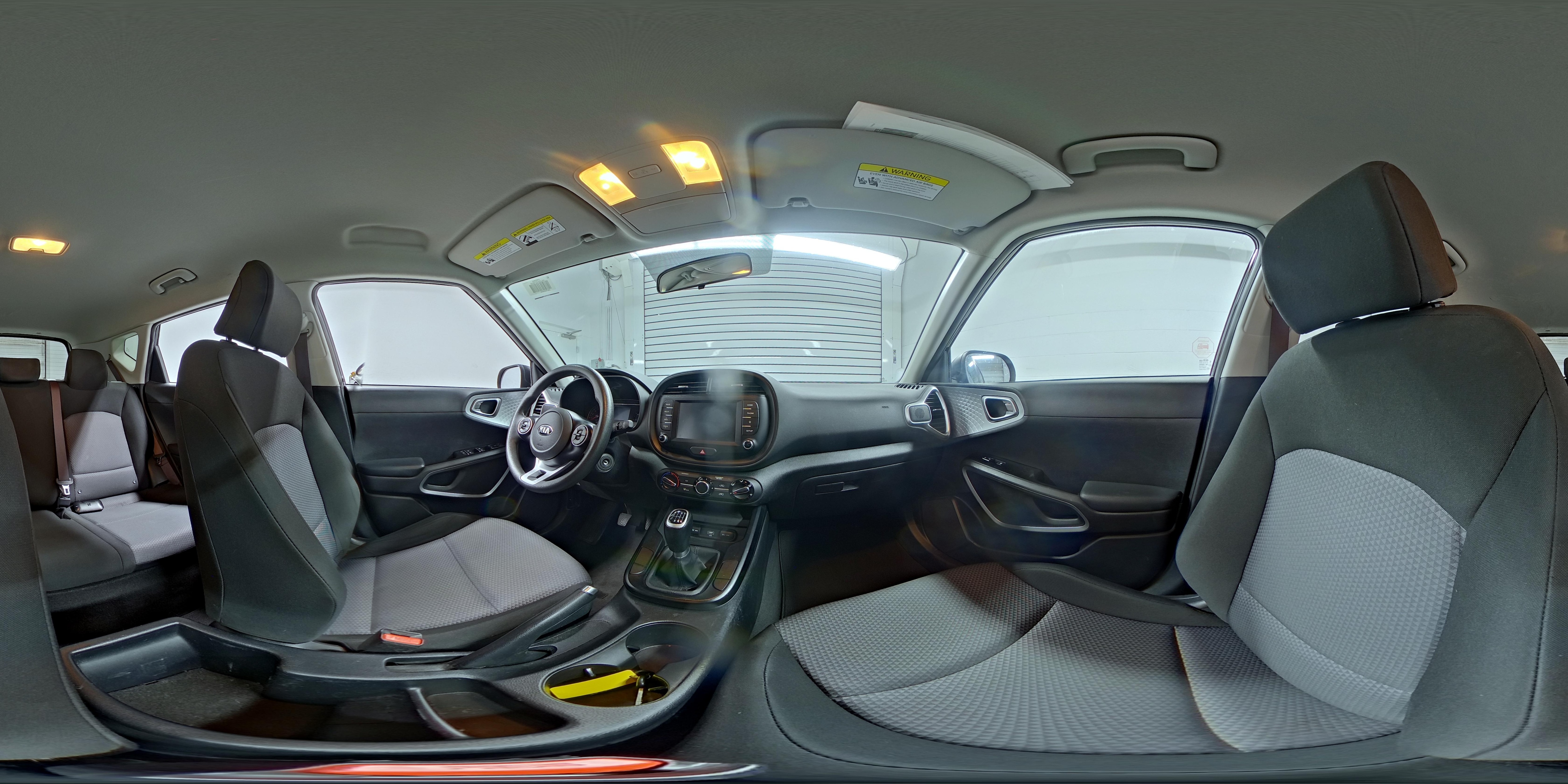 2021 Kia Soul LX - Photo 22