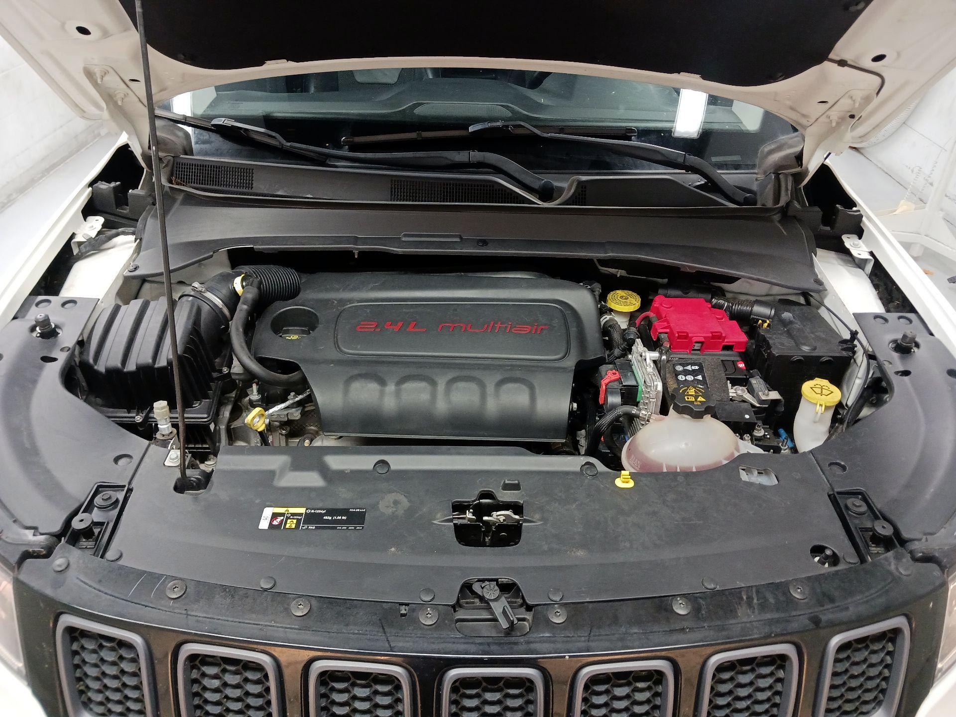 Thumbnail: 2021 Jeep Compass - 16