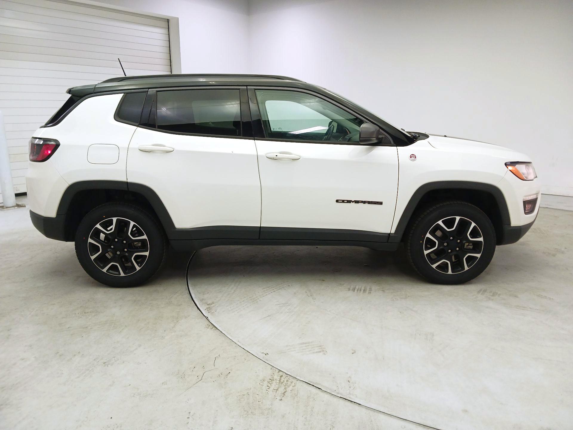 Thumbnail: 2021 Jeep Compass - 4