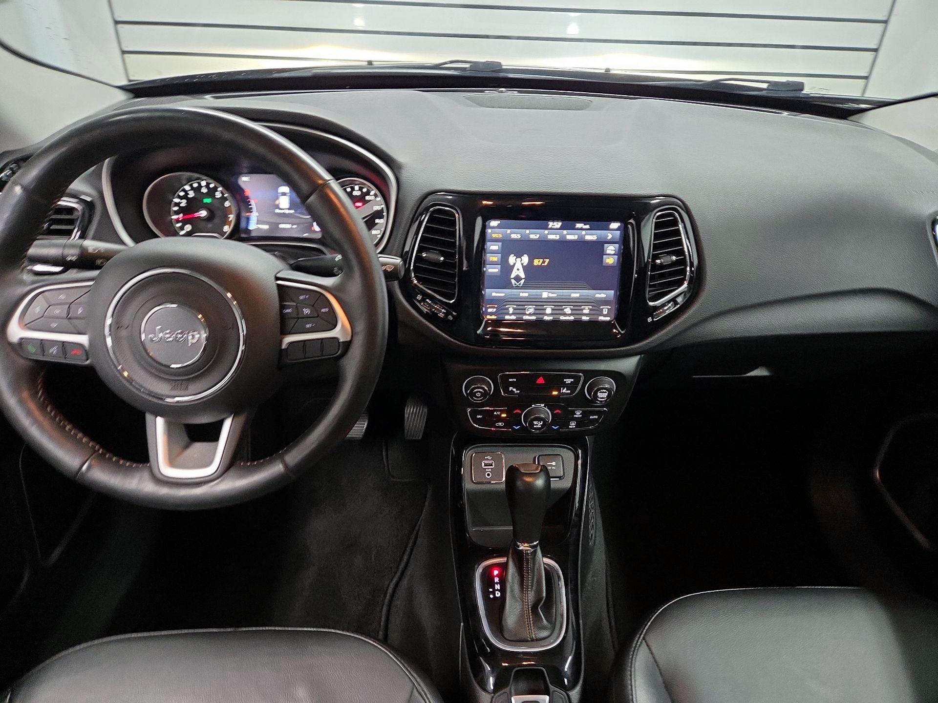 Thumbnail: 2018 Jeep Compass - 9