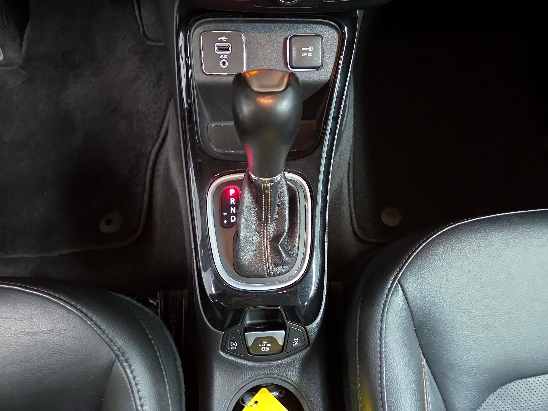 Thumbnail: 2018 Jeep Compass - 15