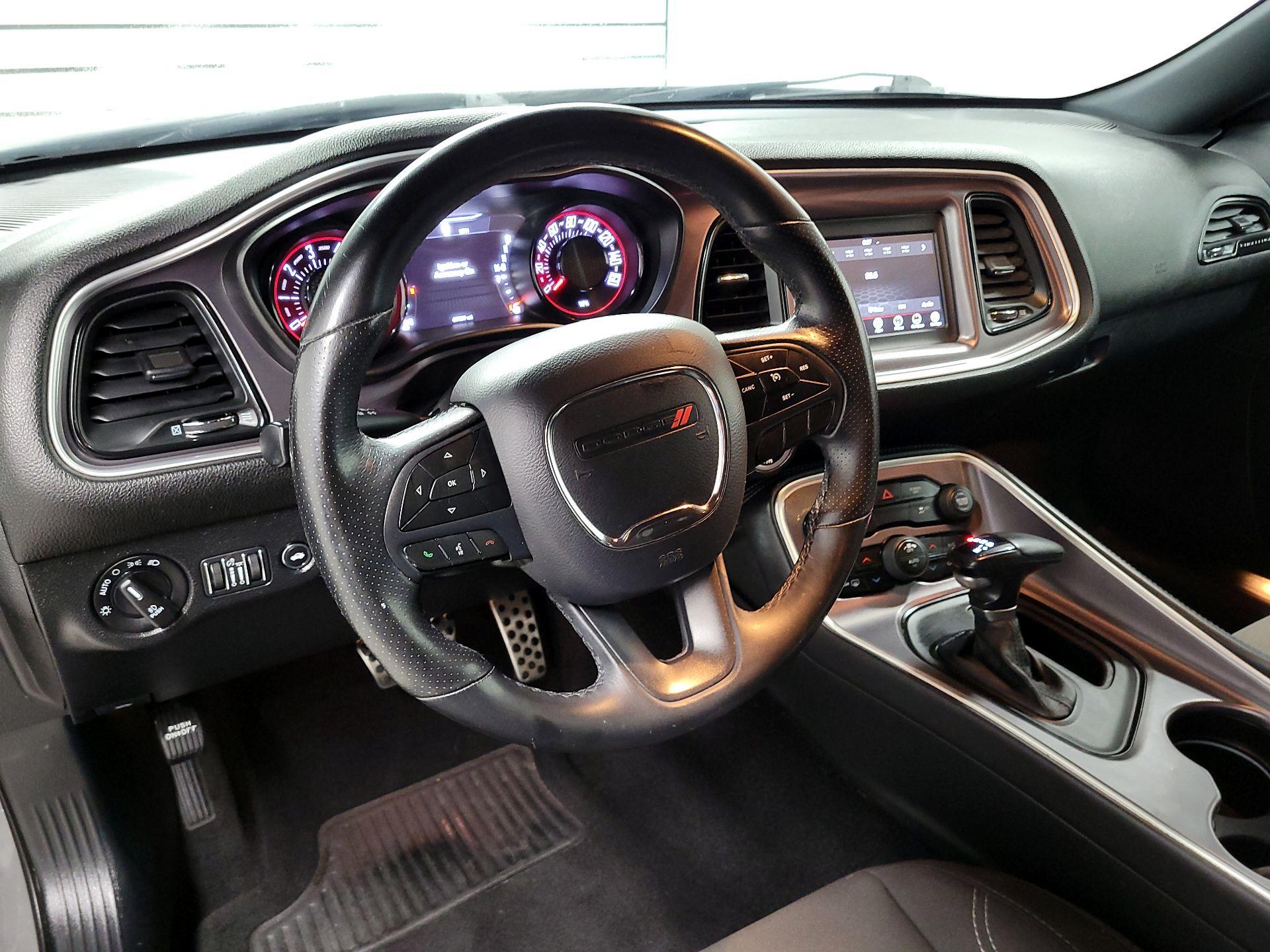 Thumbnail: 2019 Dodge Challenger - 8