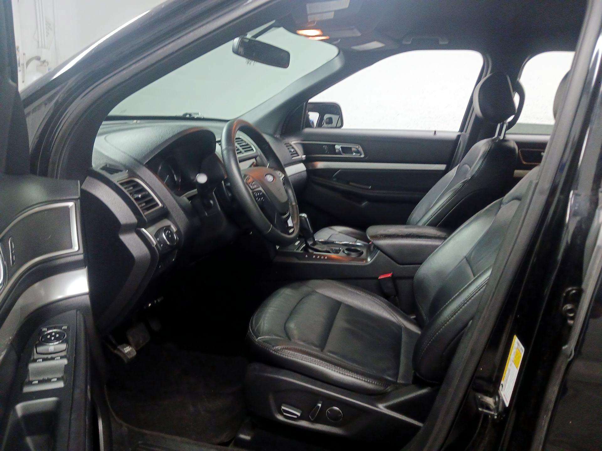 Thumbnail: 2017 Ford Explorer - 11
