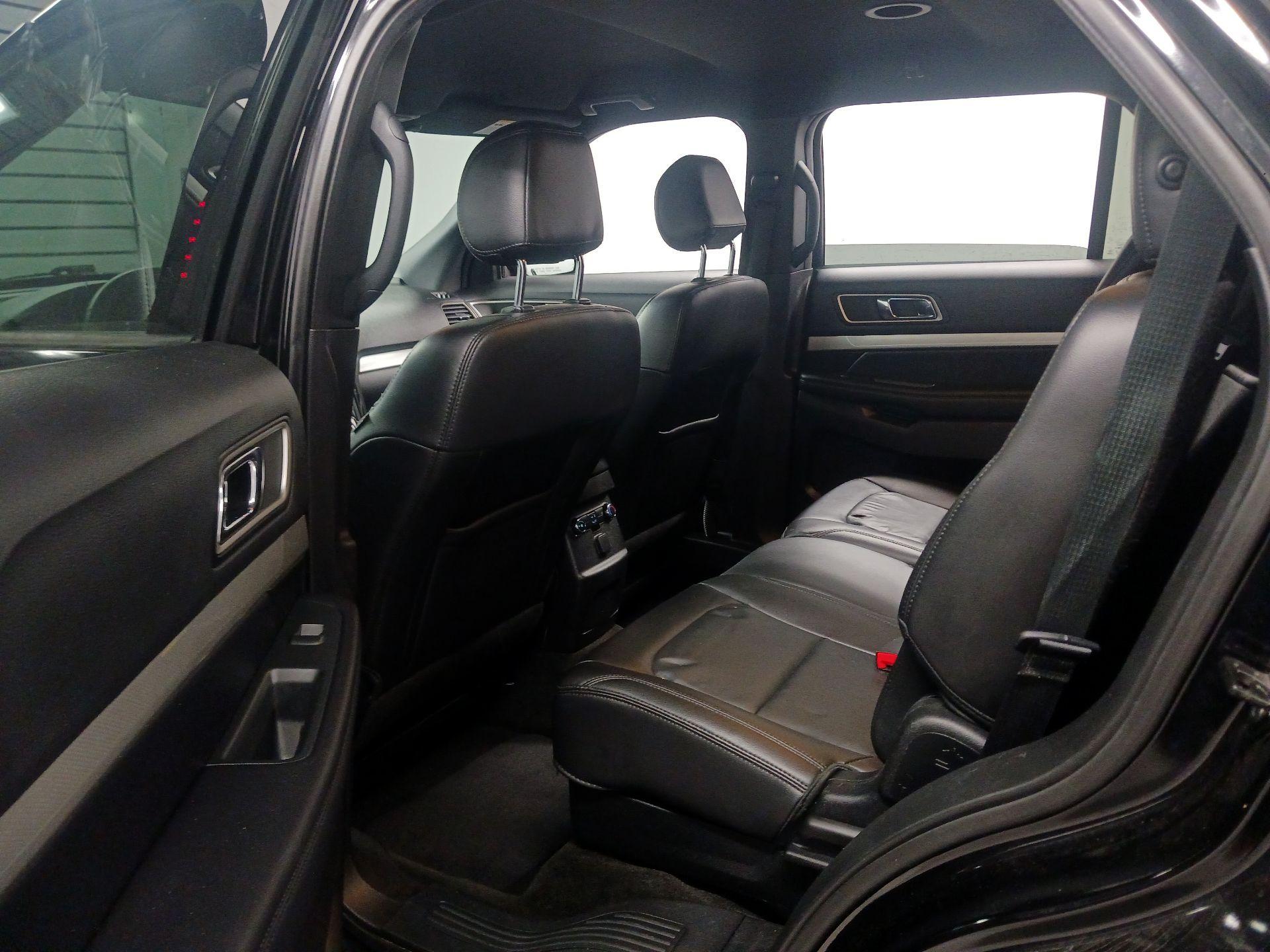 Thumbnail: 2017 Ford Explorer - 18