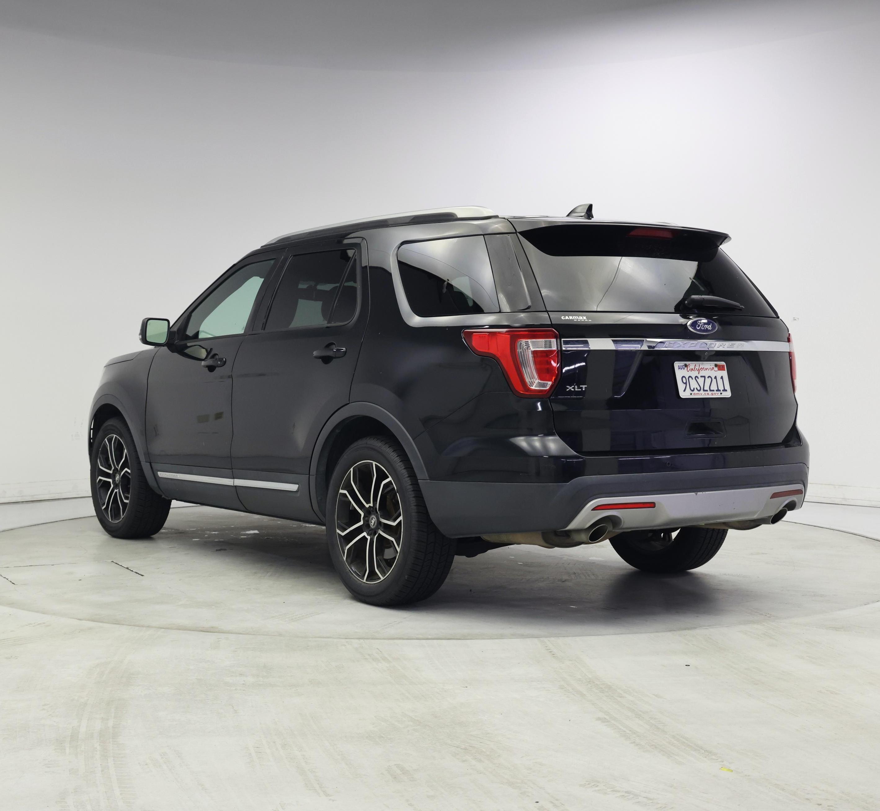 Thumbnail: 2017 Ford Explorer - 2