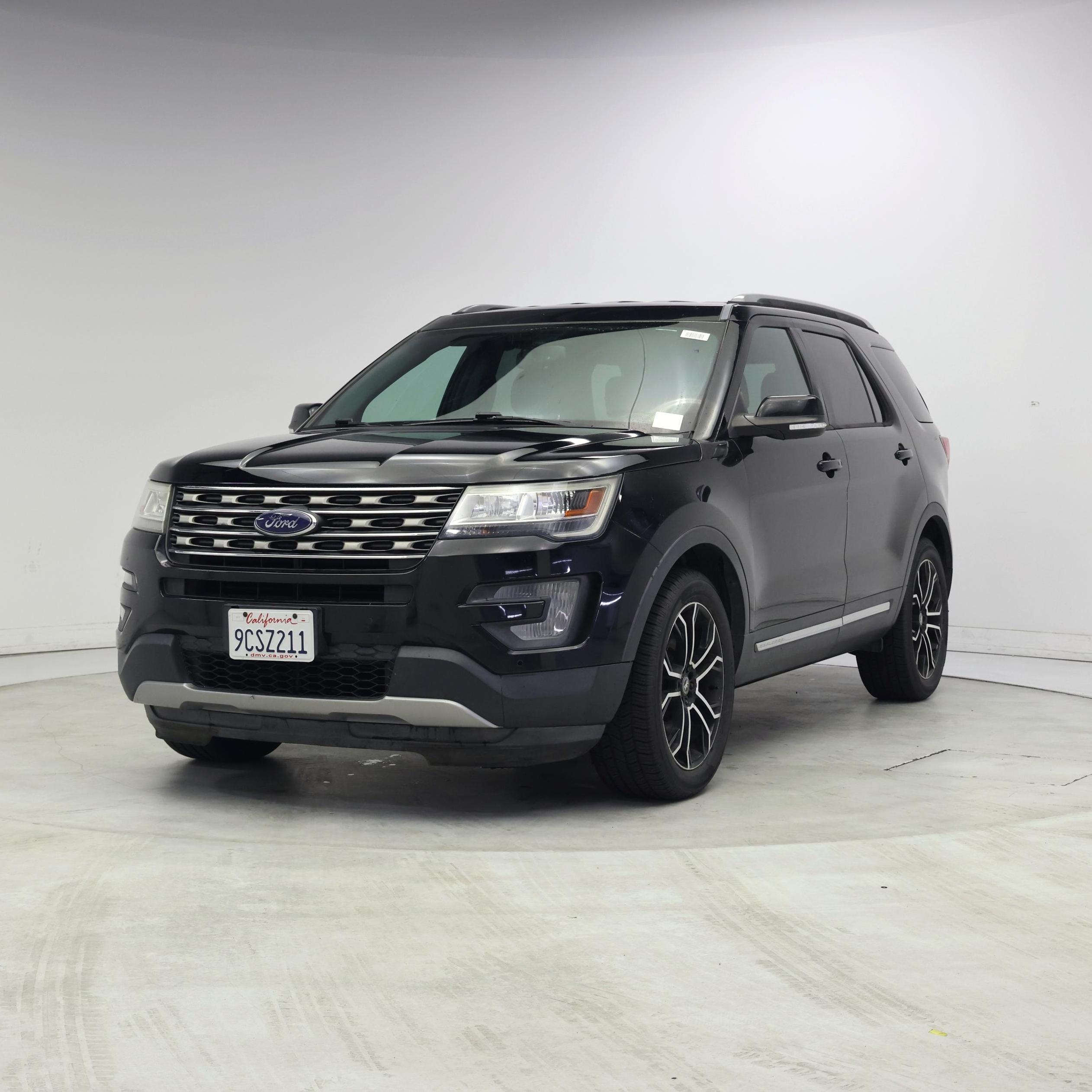 Thumbnail: 2017 Ford Explorer - 4