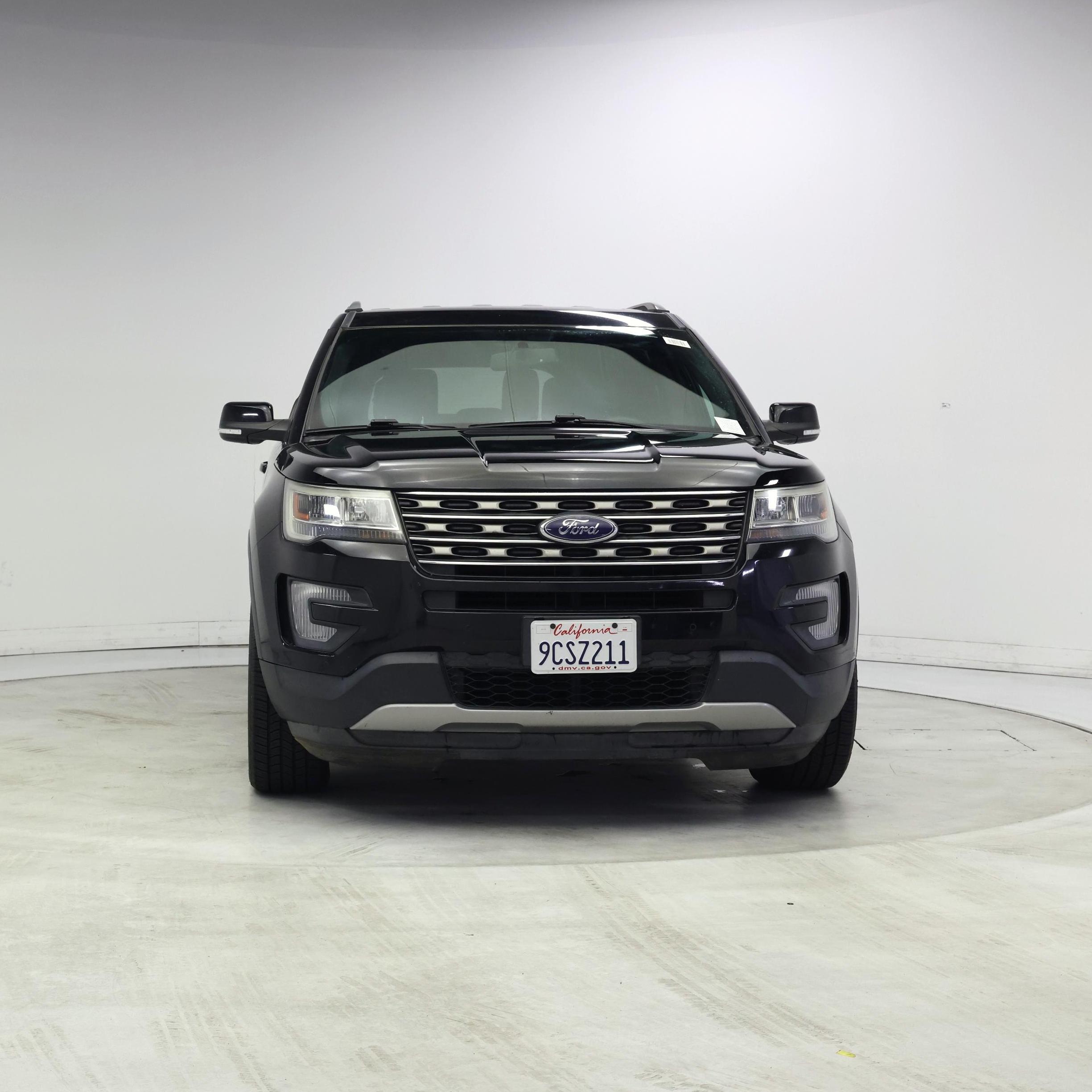 Thumbnail: 2017 Ford Explorer - 5