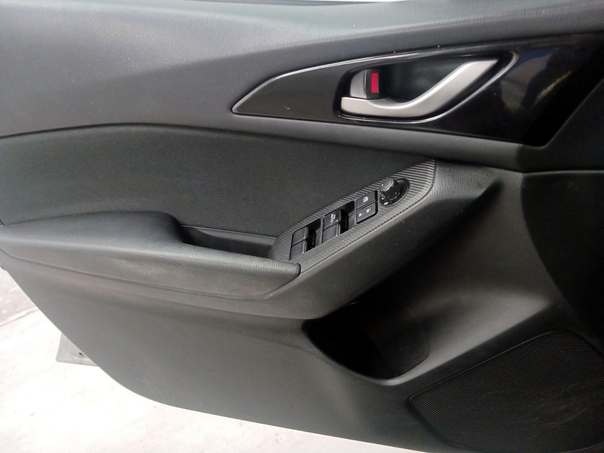 Thumbnail: 2014 Mazda Mazda3 - 10