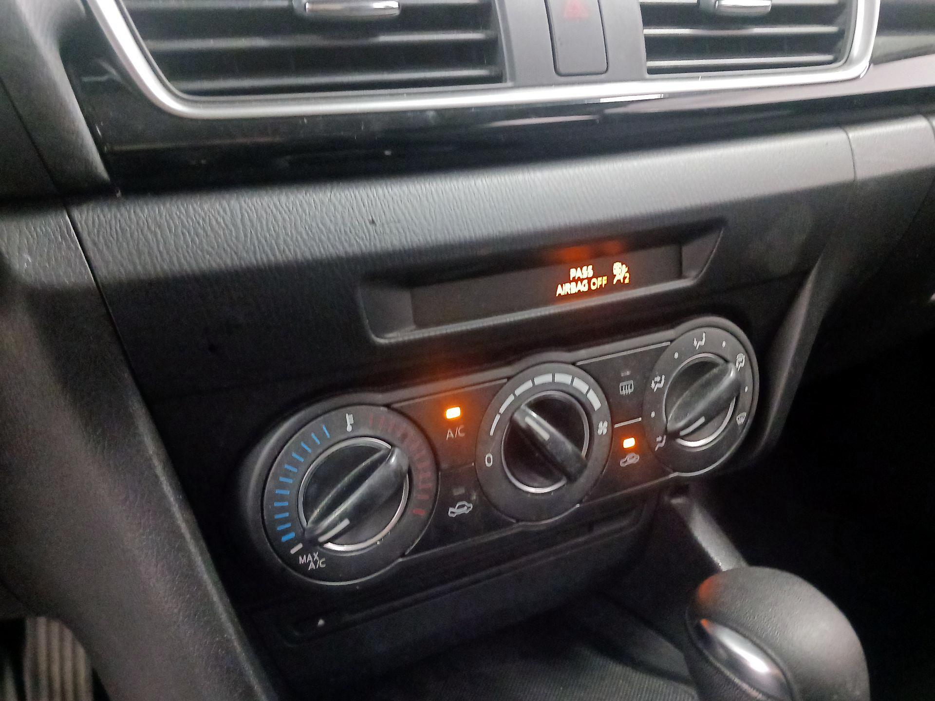 Thumbnail: 2014 Mazda Mazda3 - 12