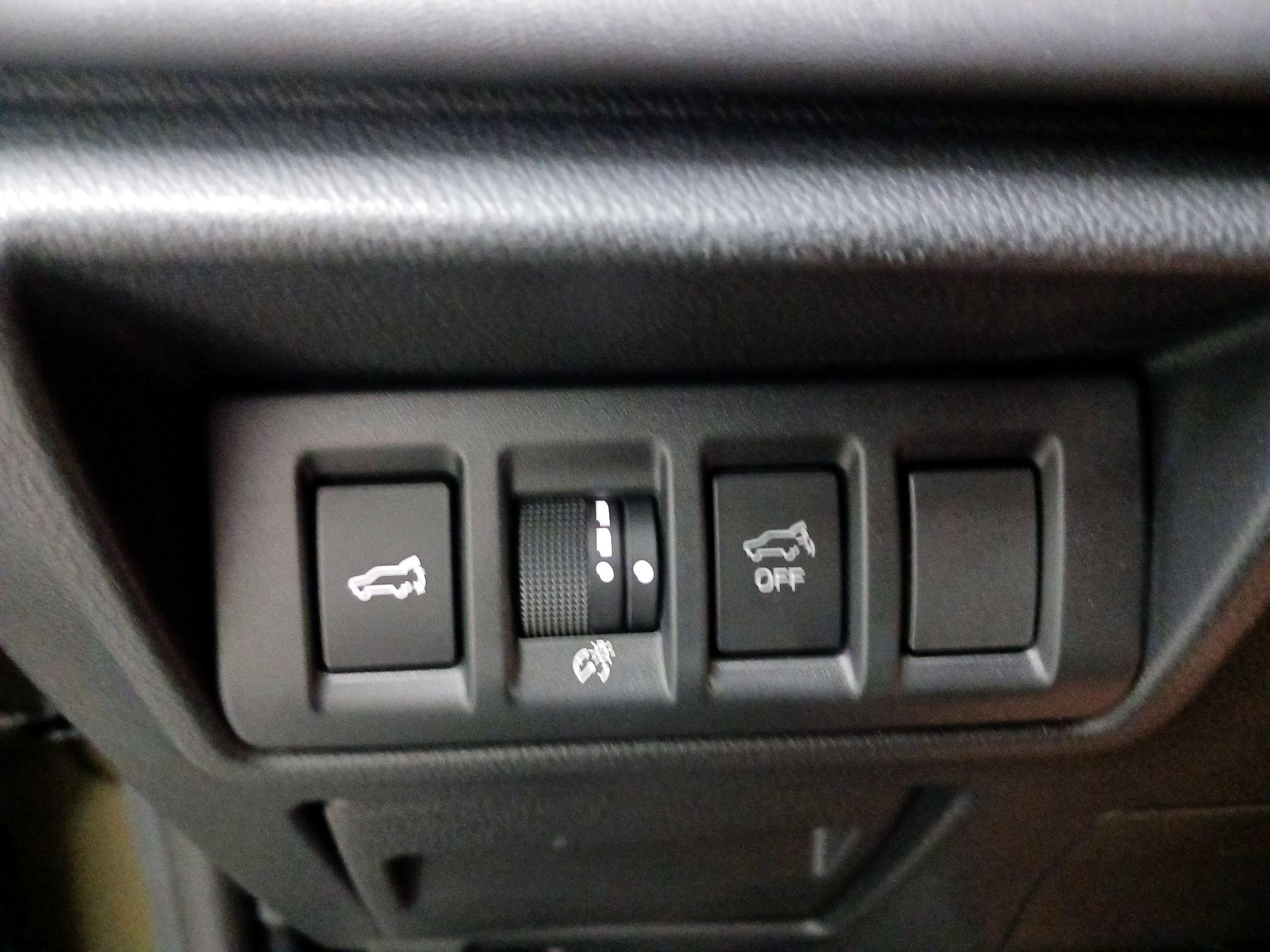 Thumbnail: 2020 Subaru Outback - 13