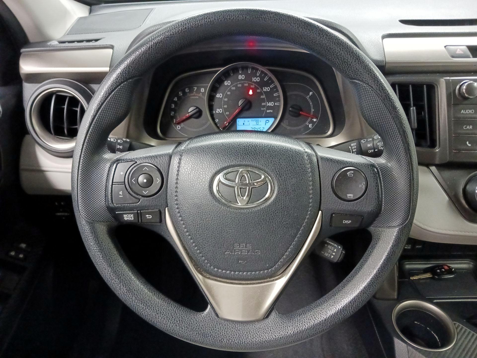 Thumbnail: 2014 Toyota RAV4 - 10