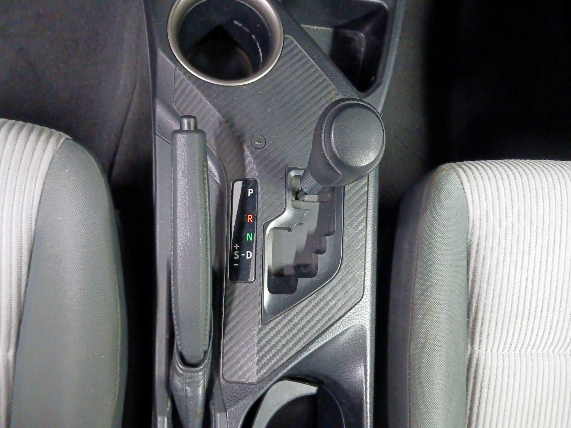 Thumbnail: 2014 Toyota RAV4 - 17