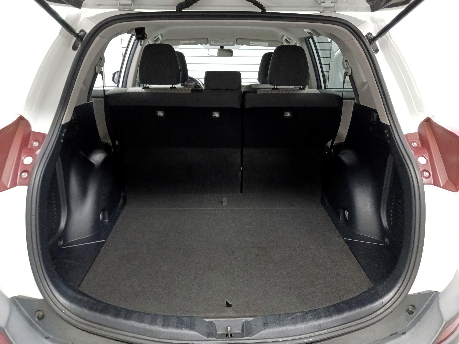 Thumbnail: 2014 Toyota RAV4 - 20