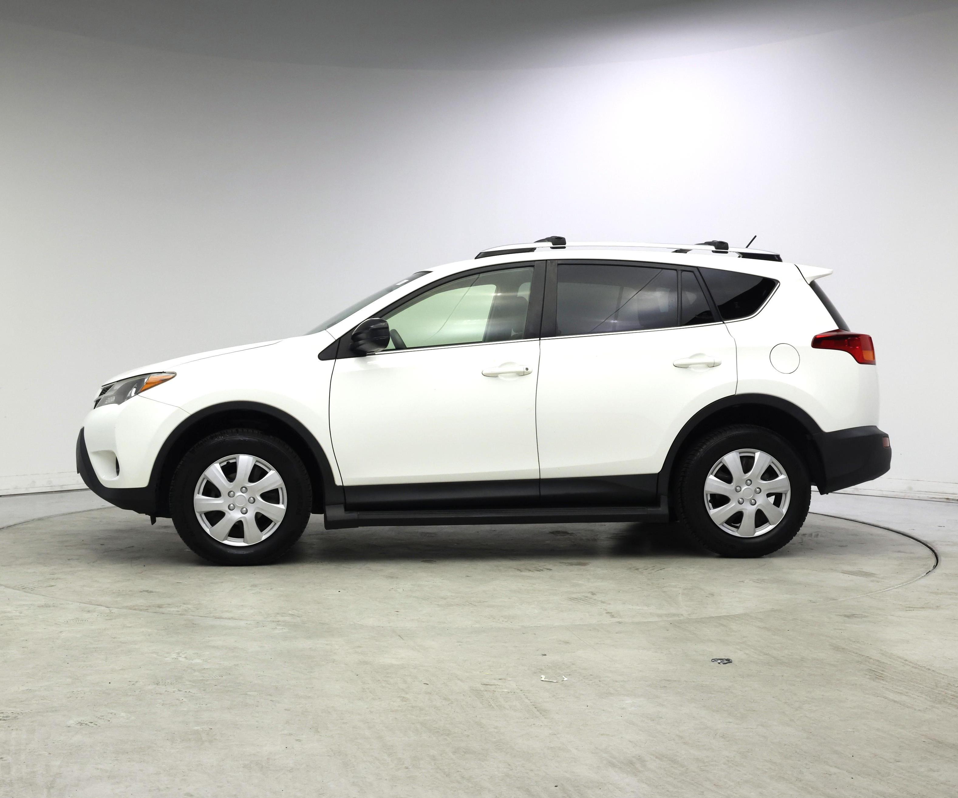 Thumbnail: 2014 Toyota RAV4 - 3