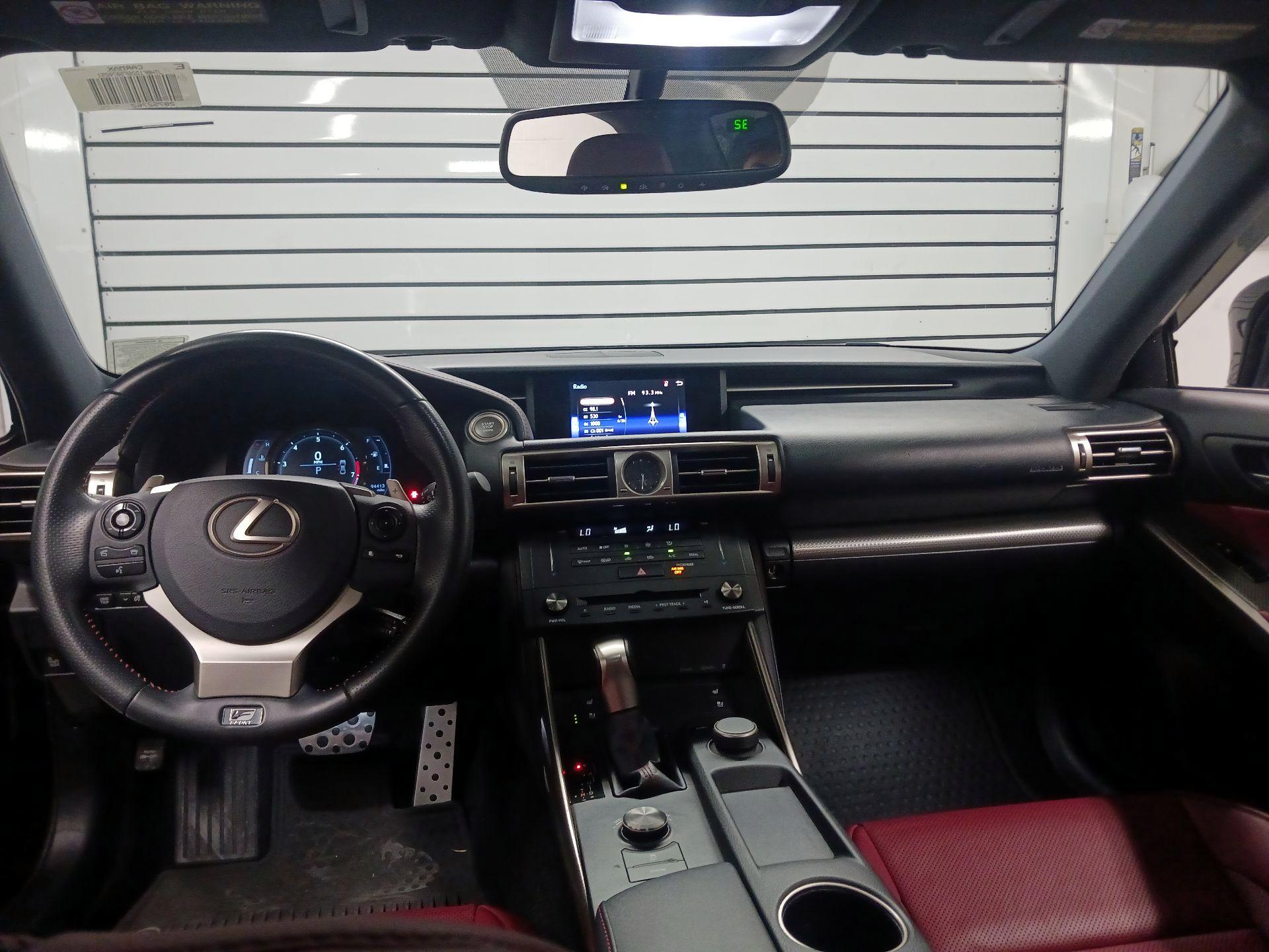 Thumbnail: 2015 Lexus IS - 9