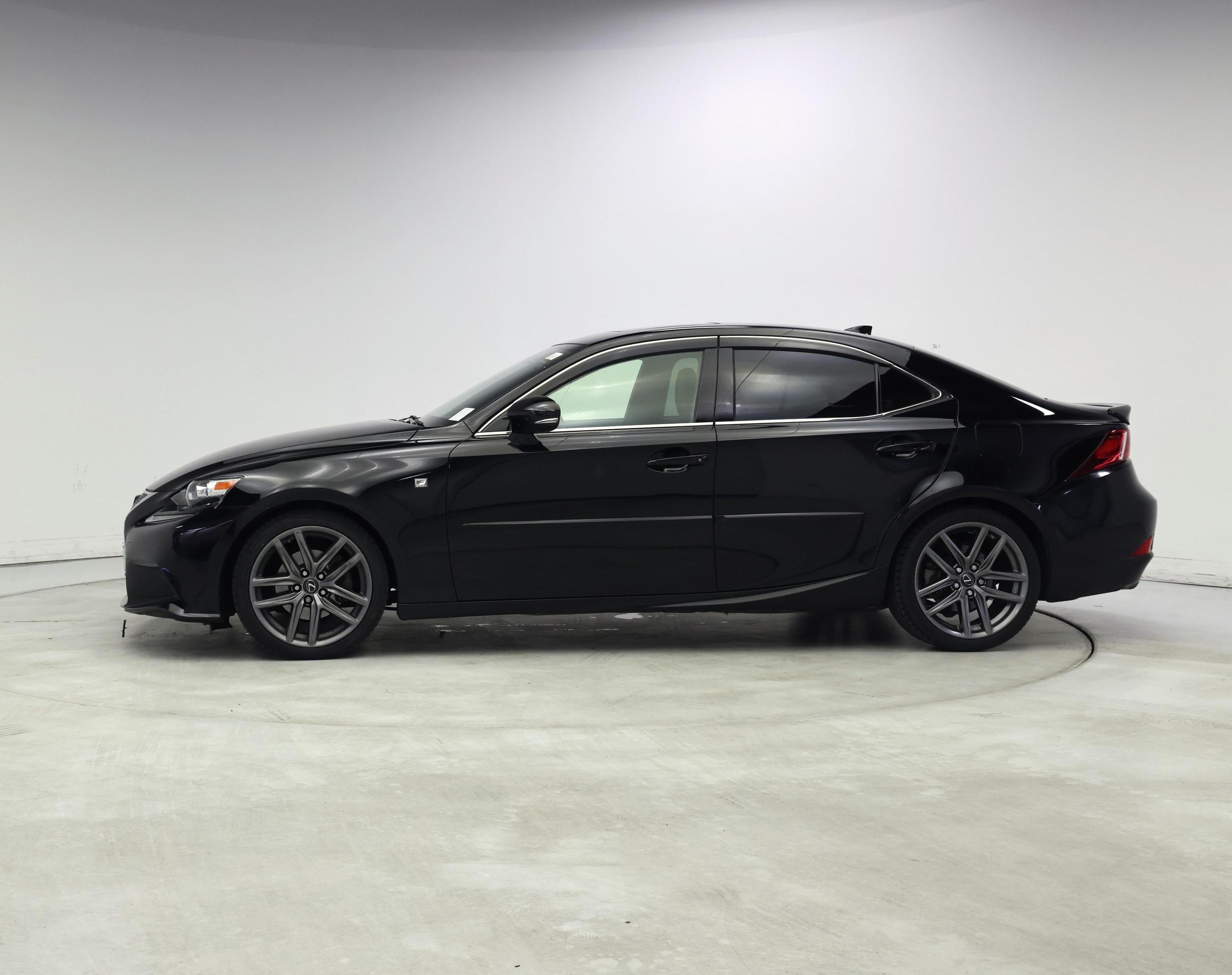 Thumbnail: 2015 Lexus IS - 3