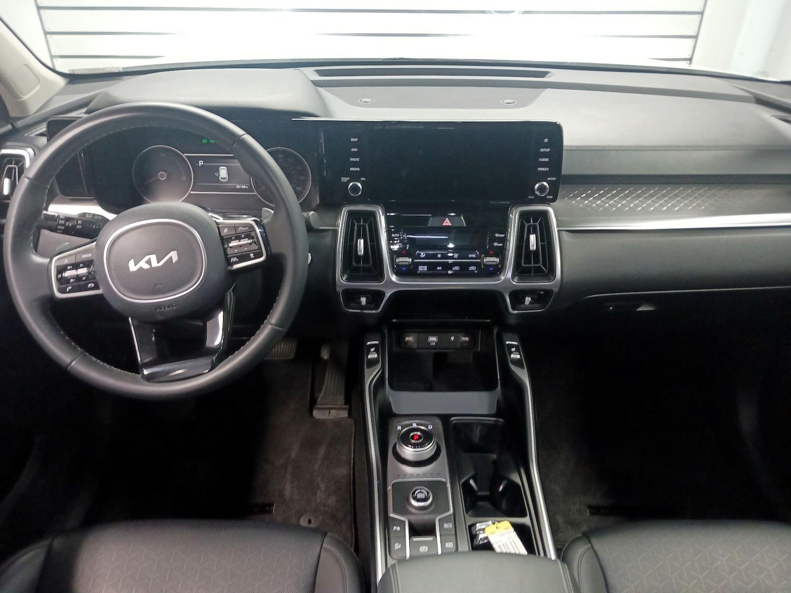 2023 Kia Sorento EX Hybrid - Photo 10