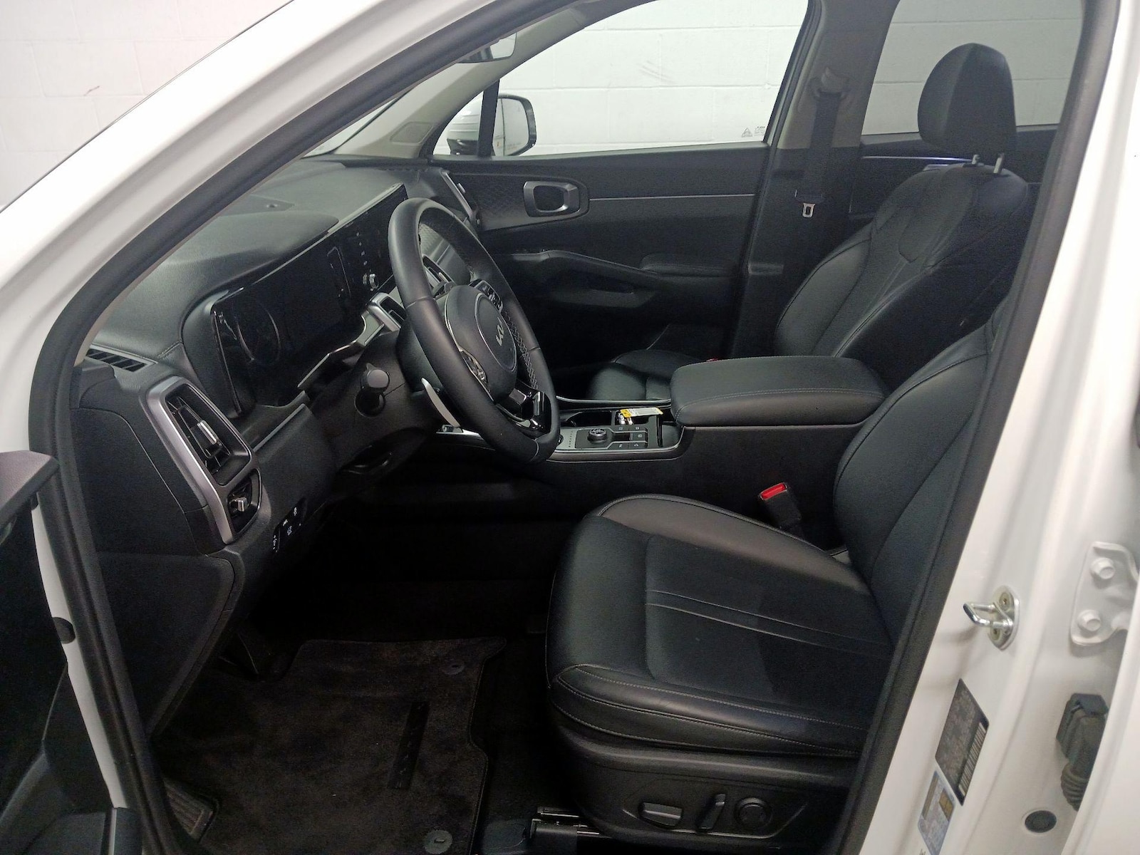 2023 Kia Sorento EX Hybrid - Photo 12