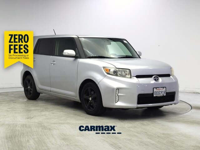 Silver 2014 Scion xB Wagon Automatic