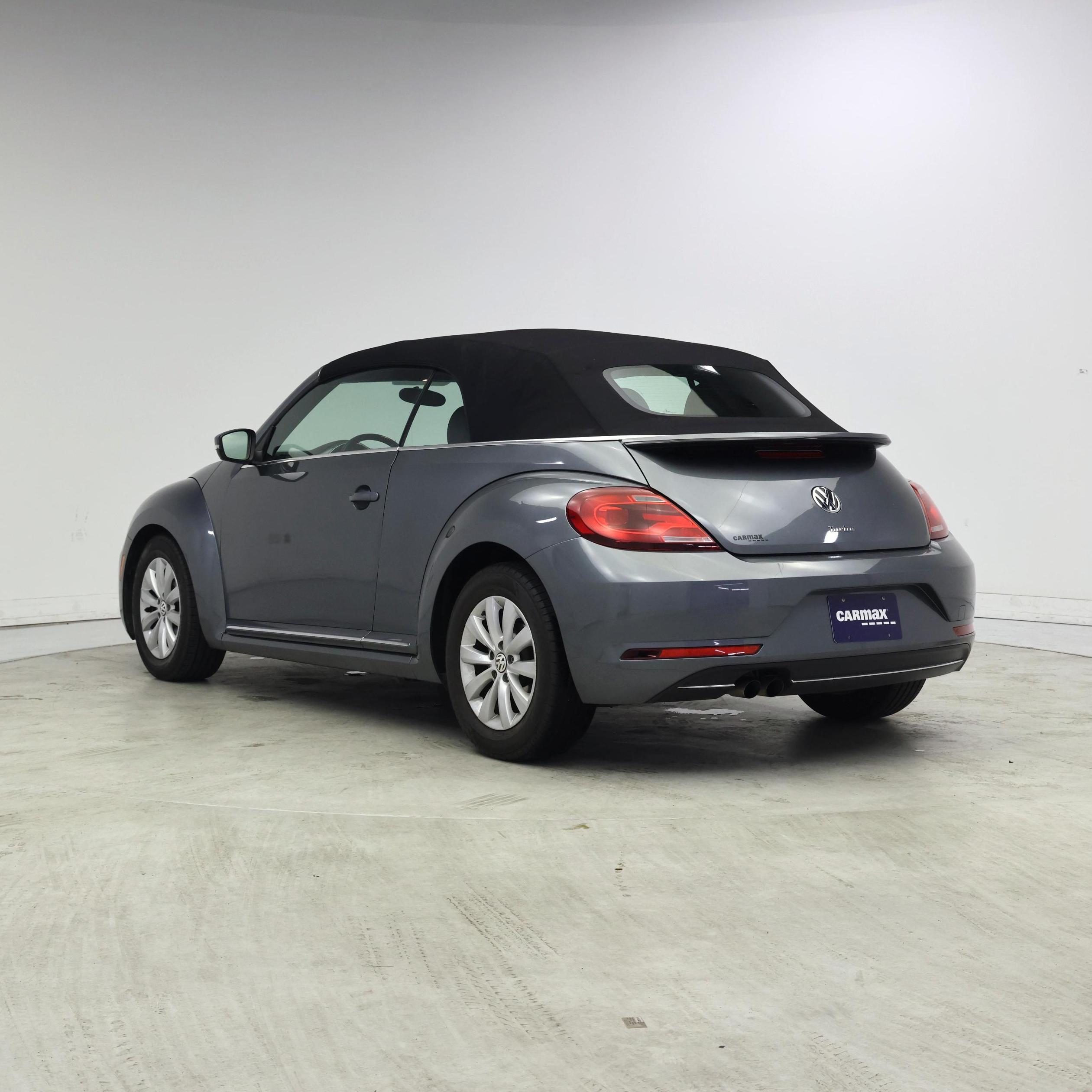 Thumbnail: 2018 Volkswagen Beetle - 2