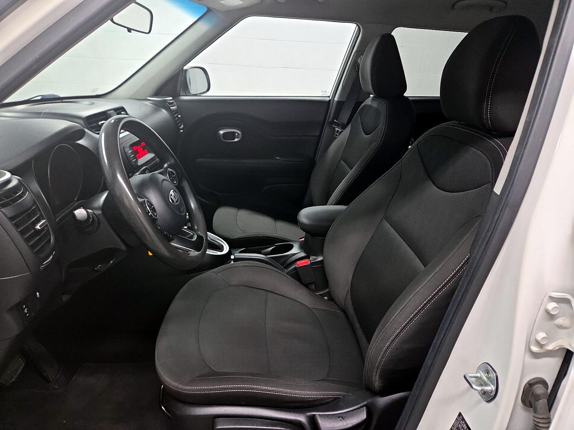 Thumbnail: 2016 Kia Soul - 11