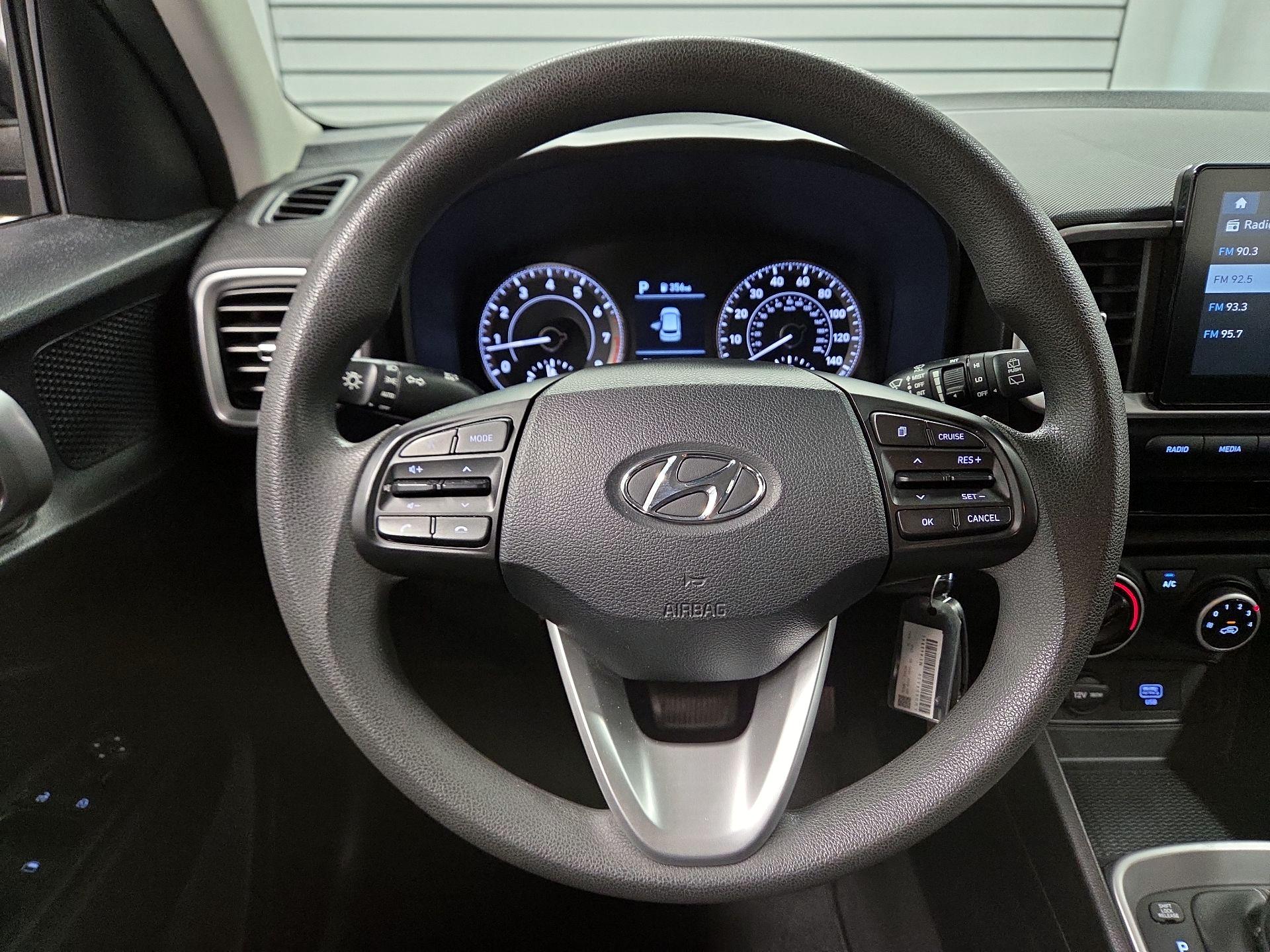 Thumbnail: 2021 Hyundai Venue - 10