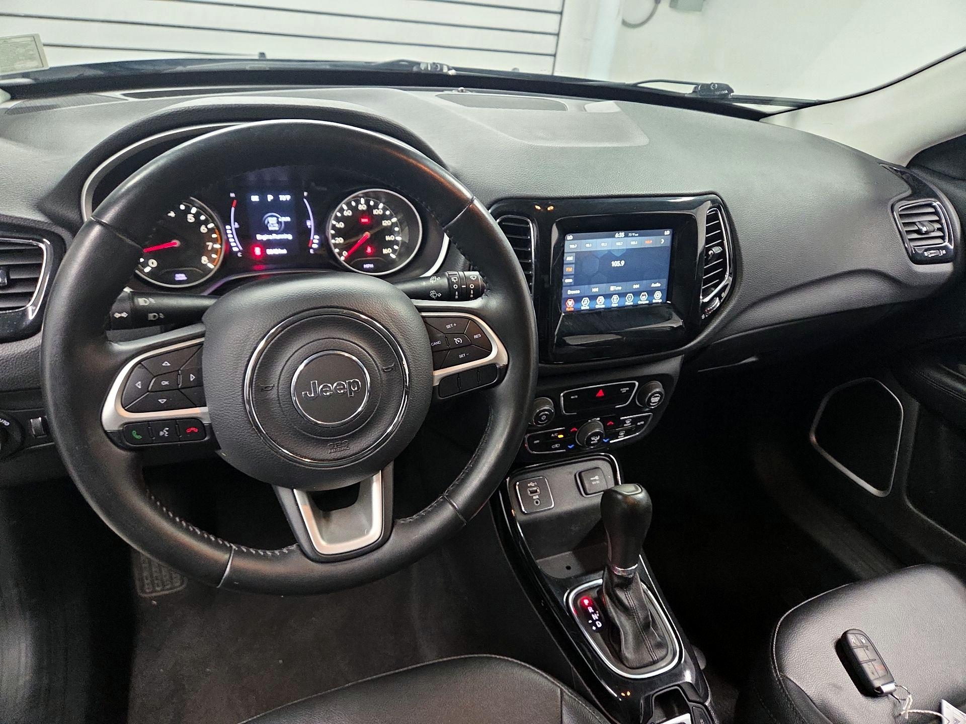 Thumbnail: 2019 Jeep Compass - 9
