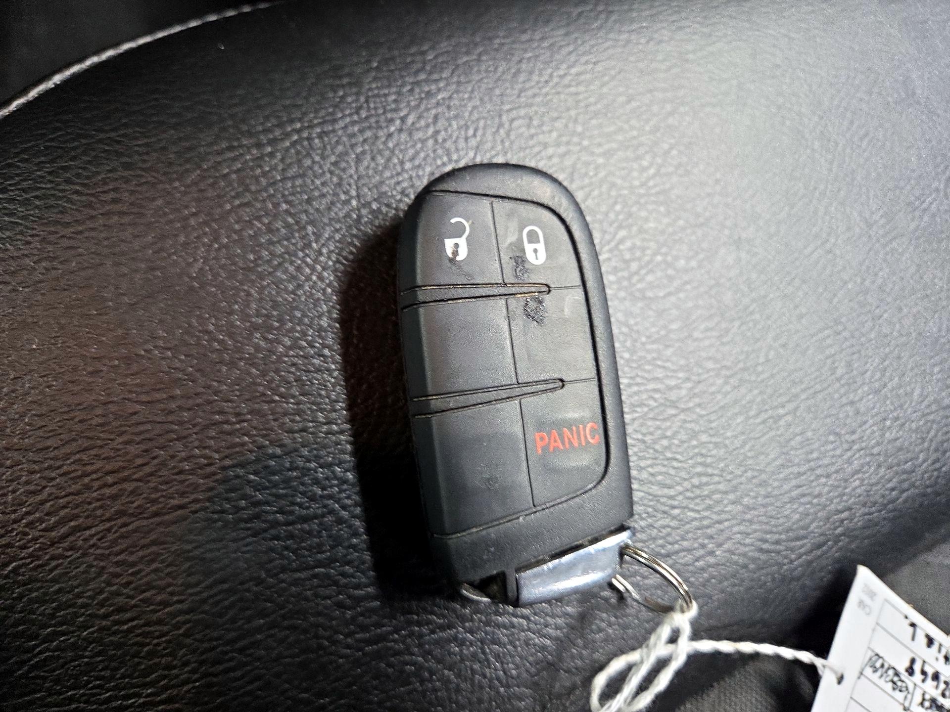 Thumbnail: 2019 Jeep Compass - 18