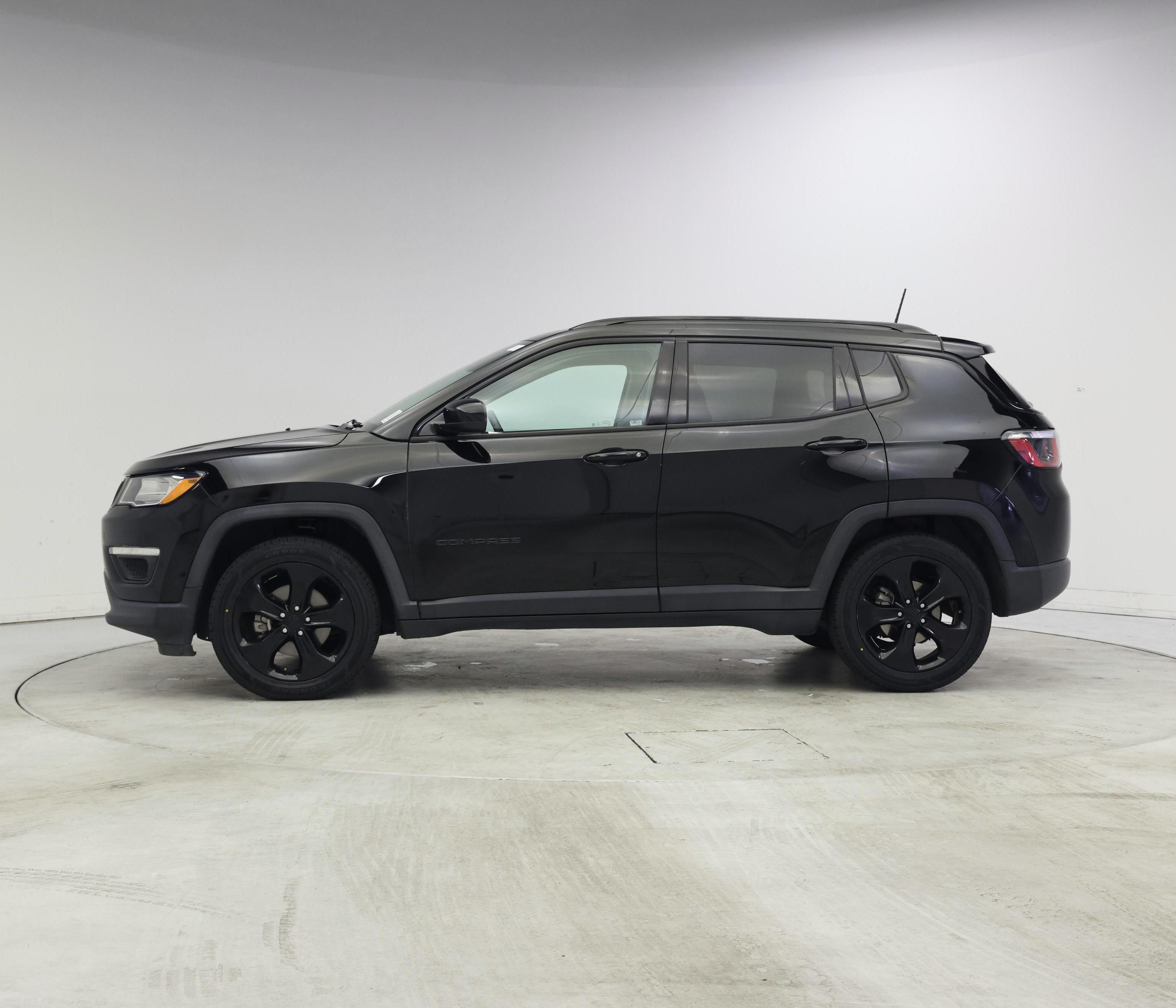 Thumbnail: 2019 Jeep Compass - 3