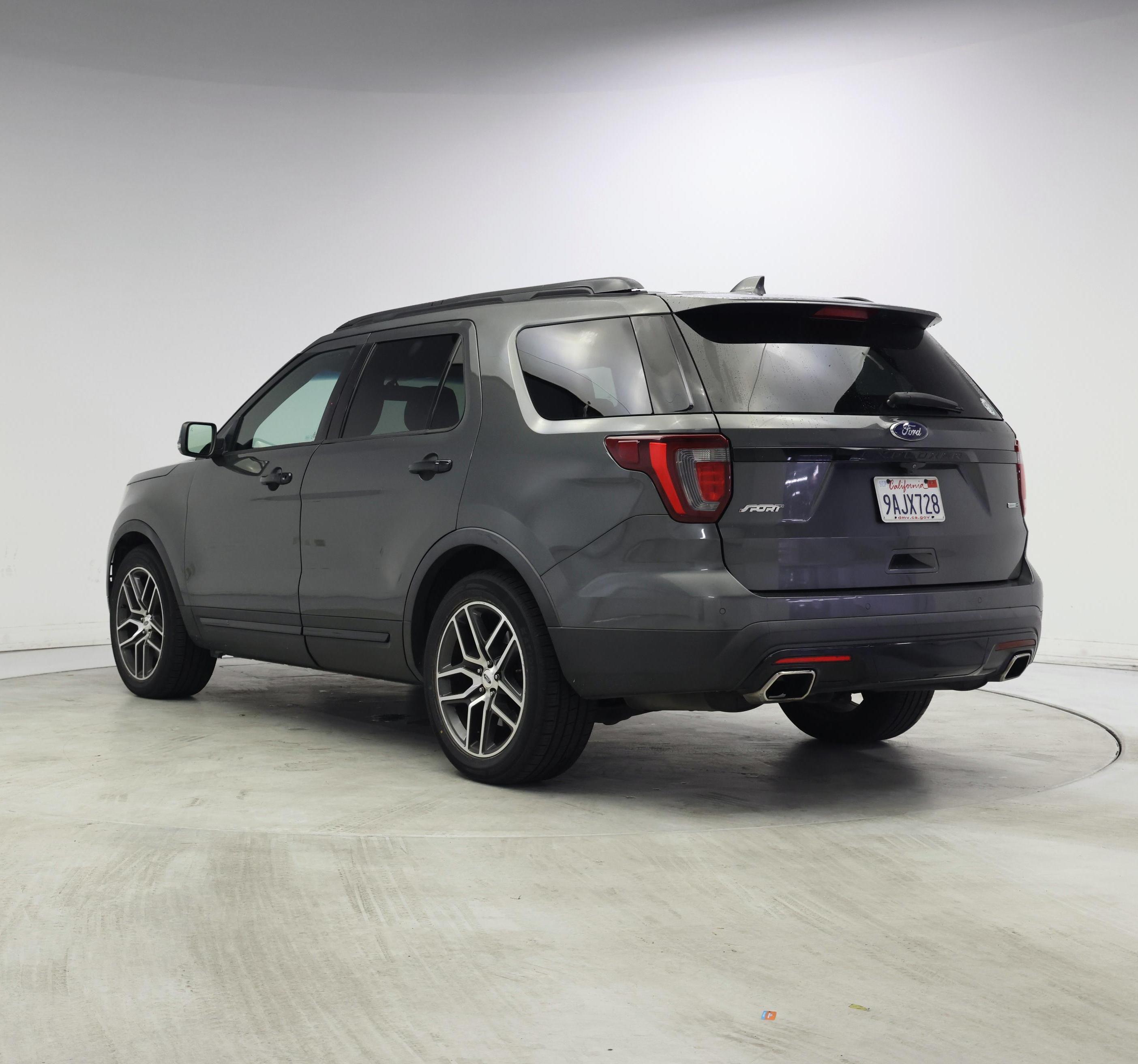Thumbnail: 2016 Ford Explorer - 2