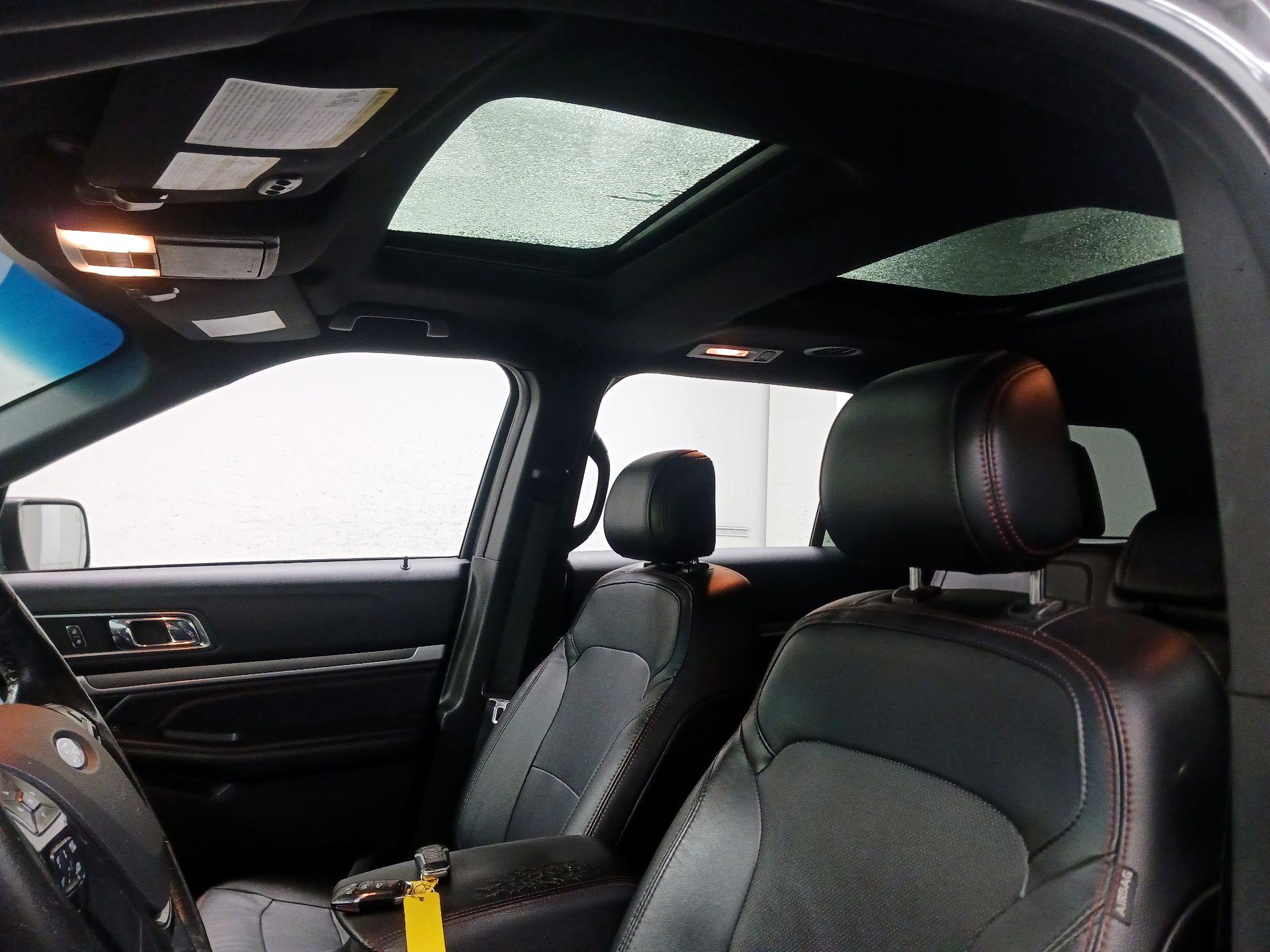 Thumbnail: 2016 Ford Explorer - 19