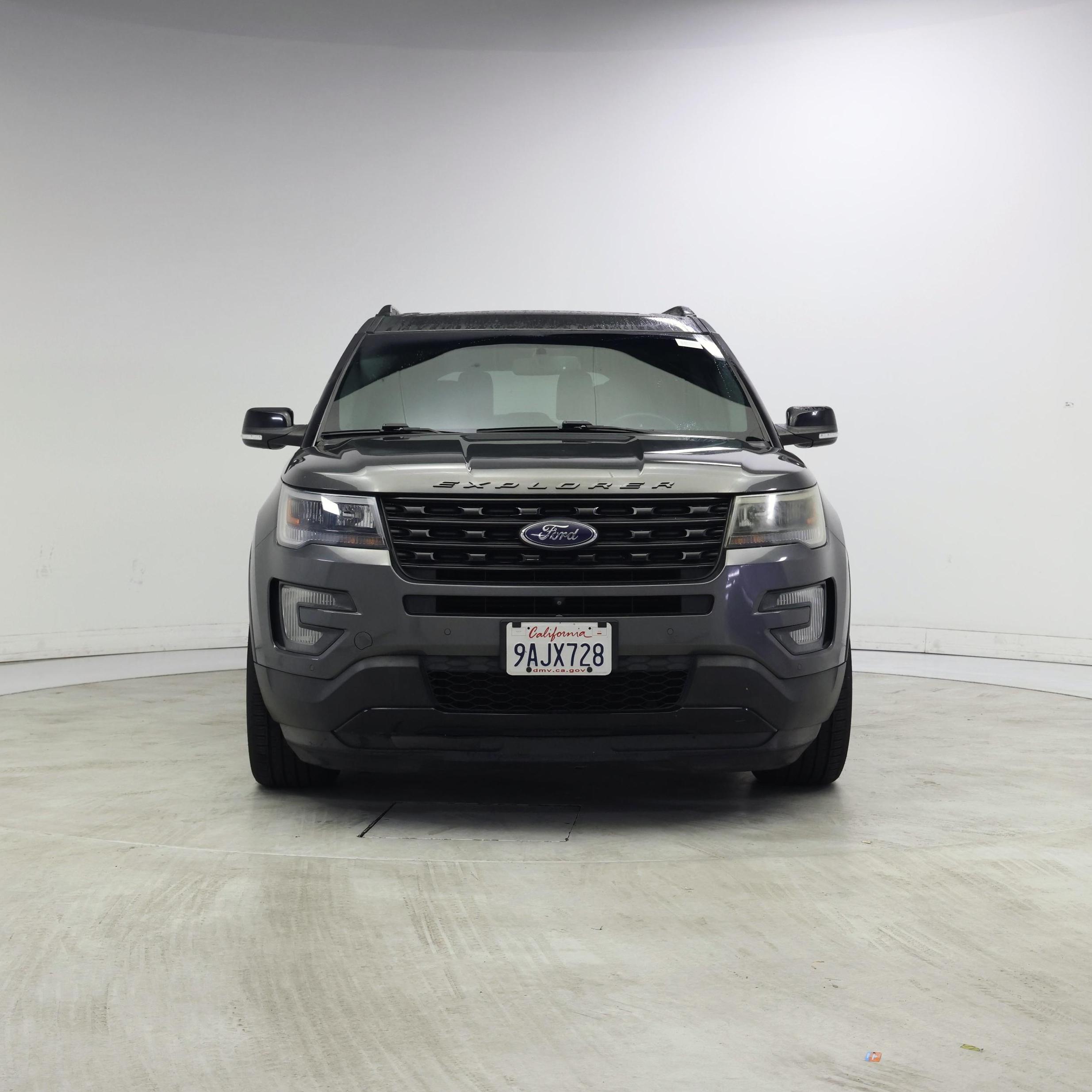 Thumbnail: 2016 Ford Explorer - 5