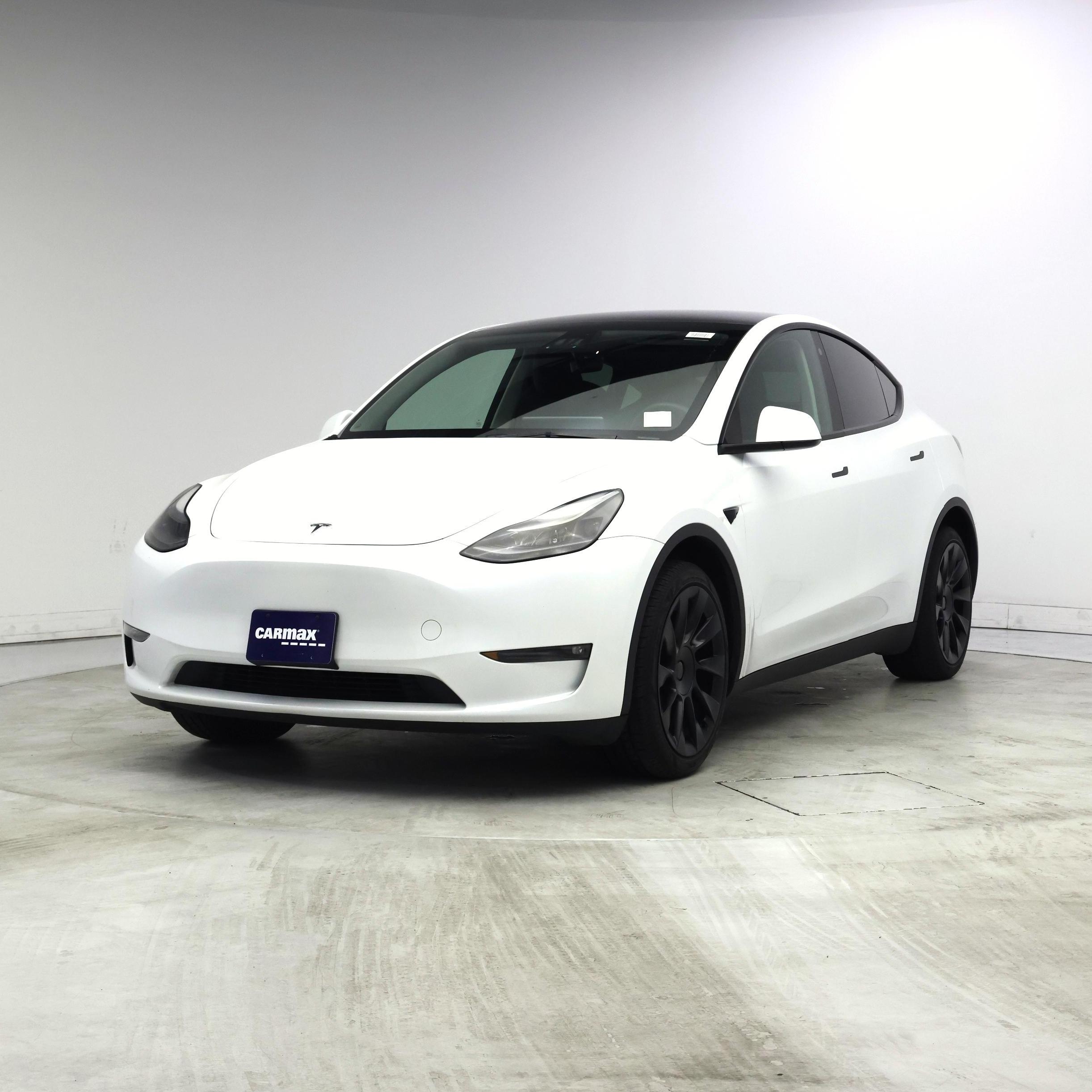 Thumbnail: 2023 Tesla Model Y - 4