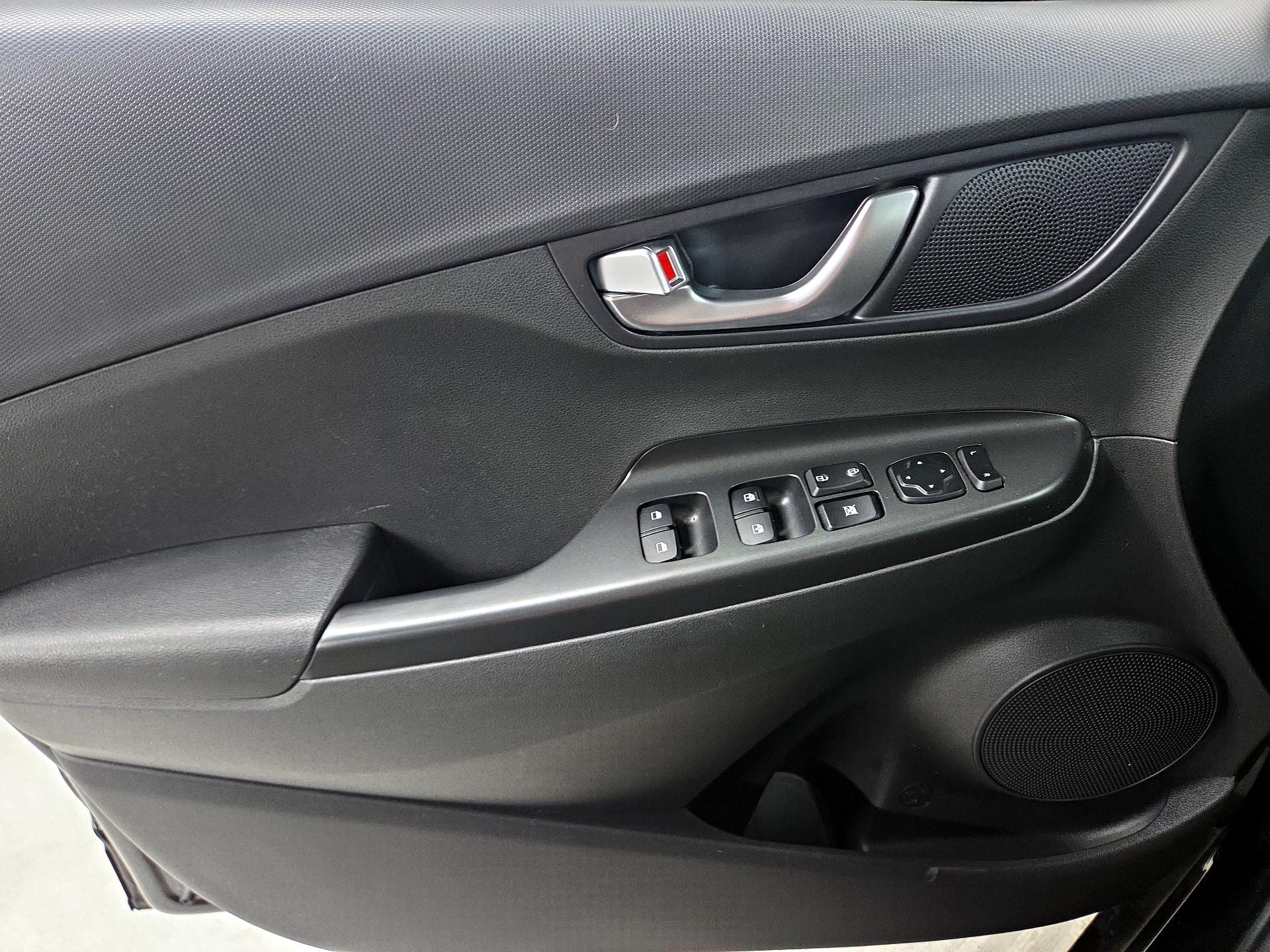 Thumbnail: 2023 Hyundai Kona - 12