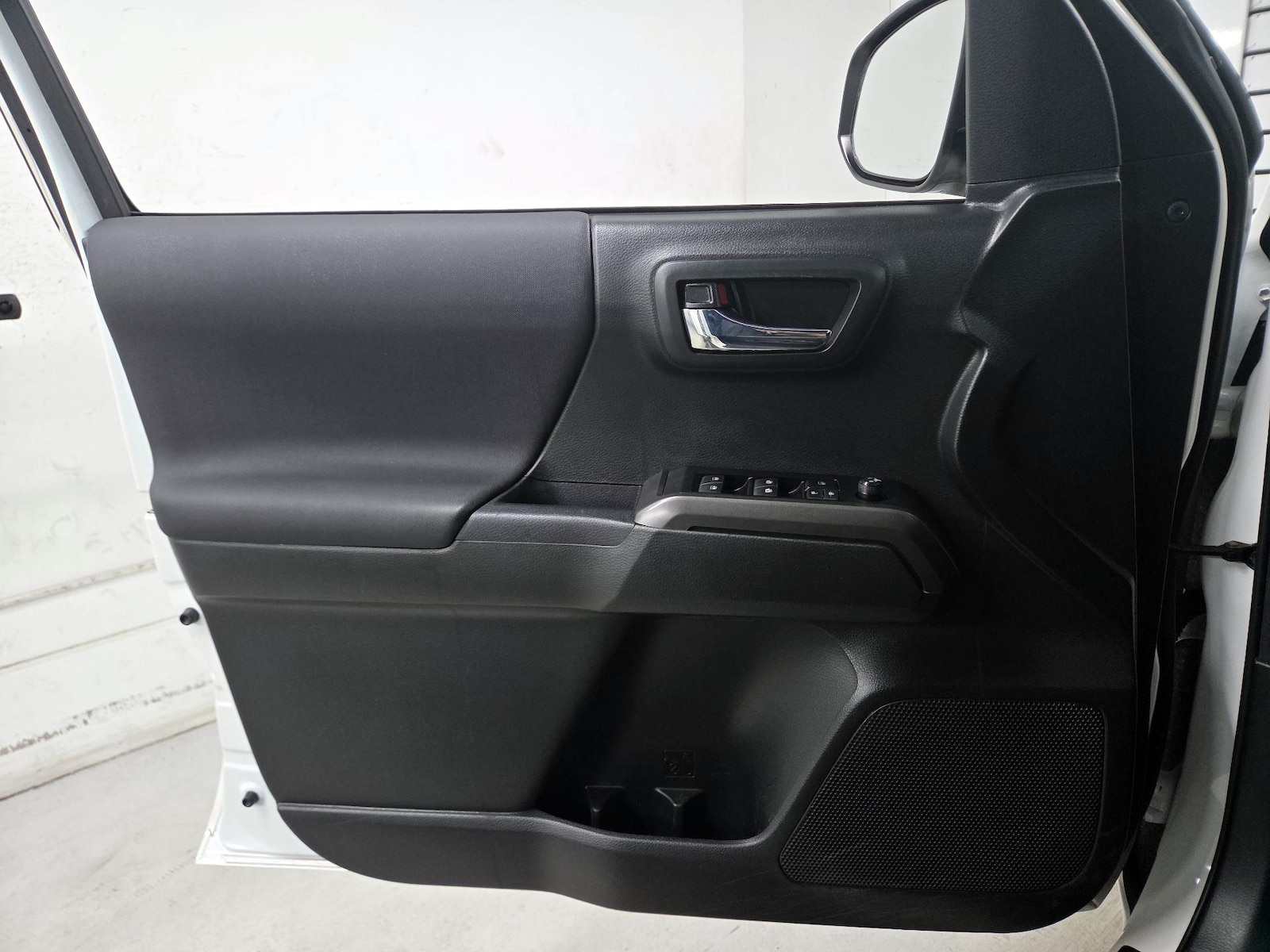2023 Toyota Tacoma TRD Sport - Photo 13