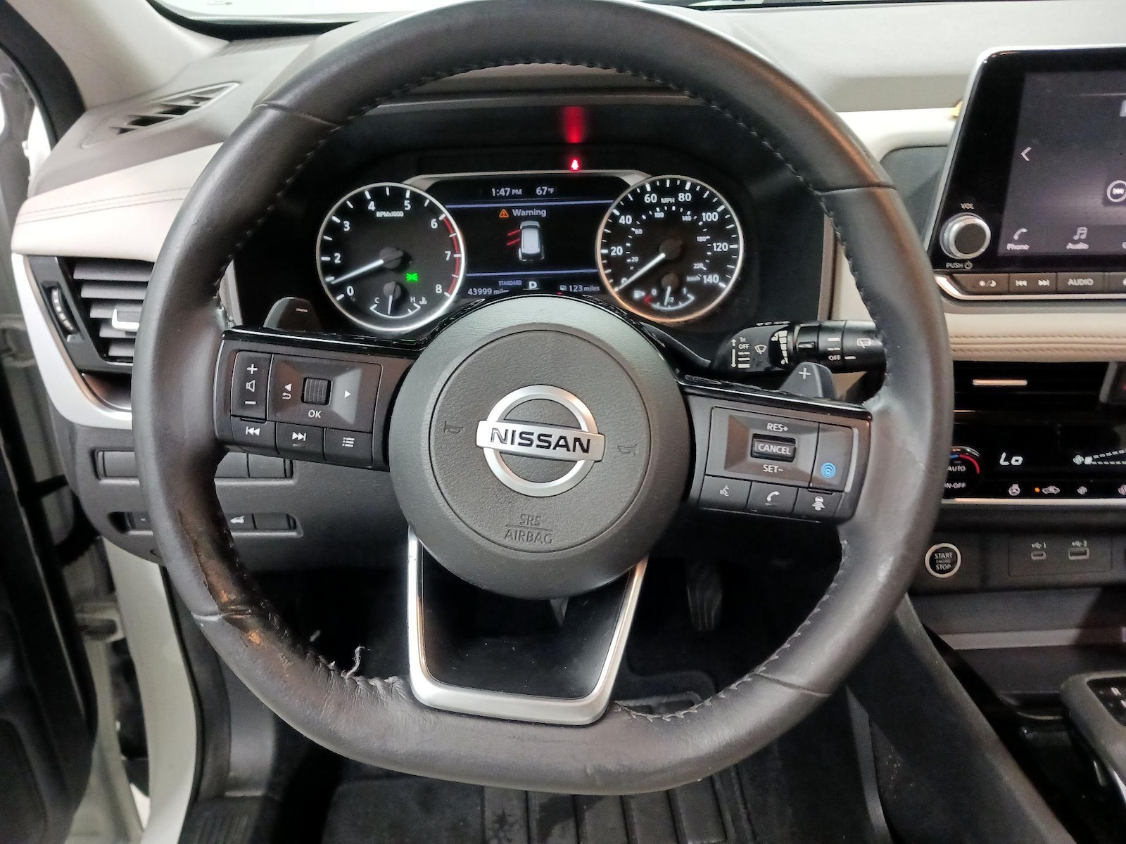 2021 Nissan Rogue SV - Photo 11