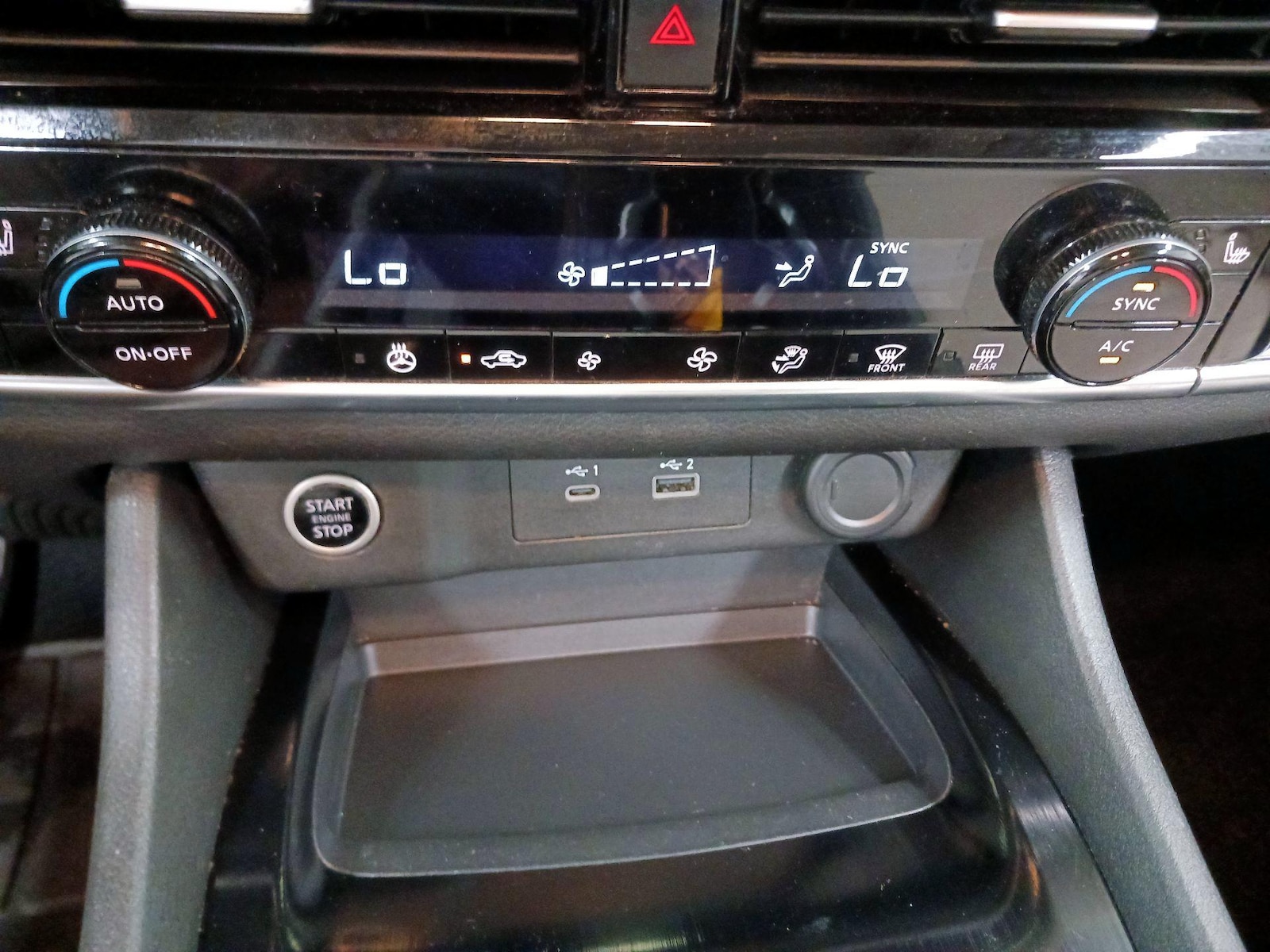 2021 Nissan Rogue SV - Photo 15