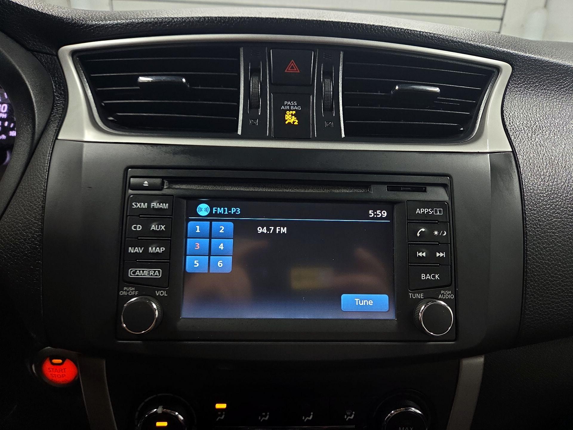Thumbnail: 2015 Nissan Sentra - 13