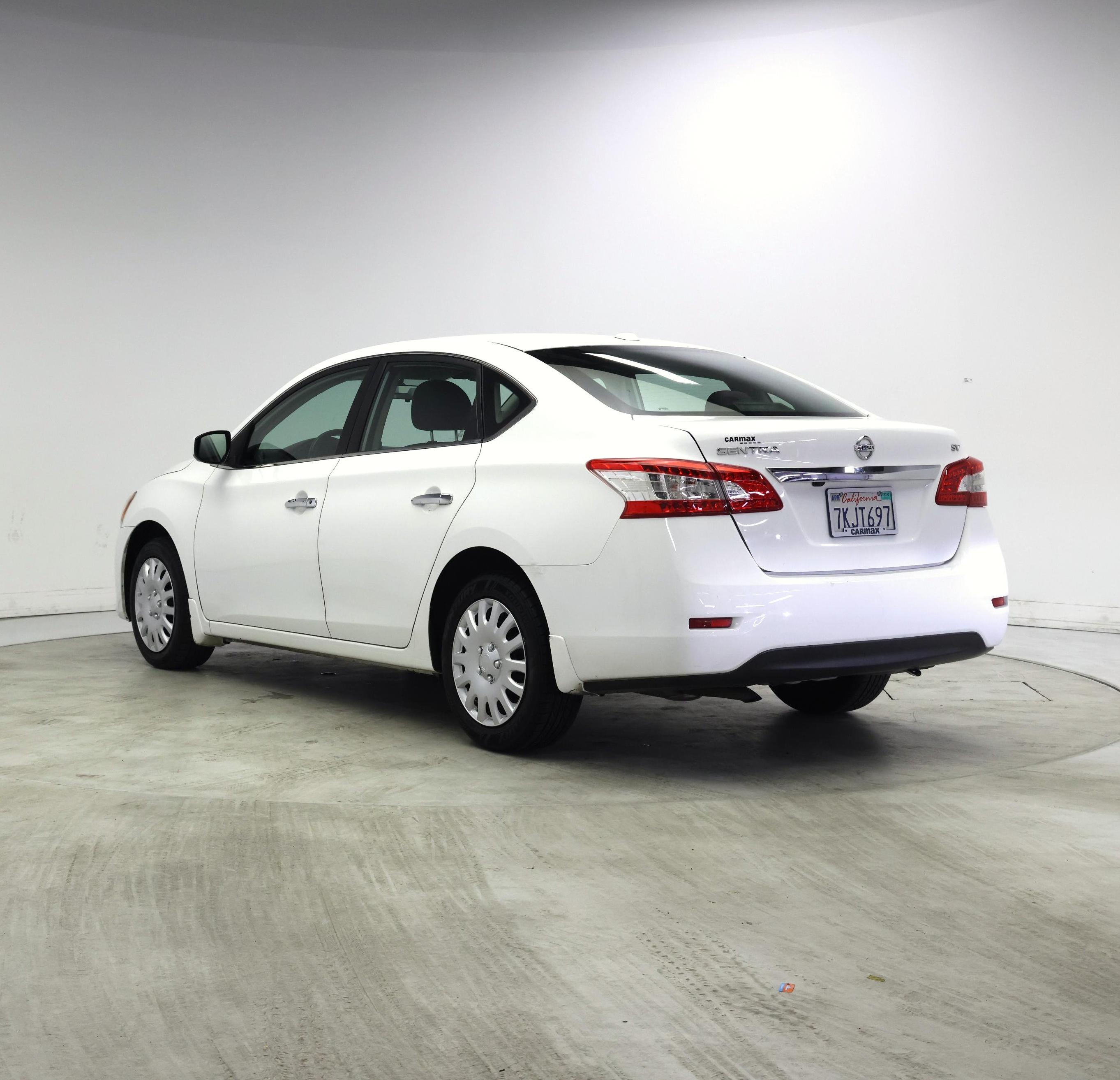 Thumbnail: 2015 Nissan Sentra - 2