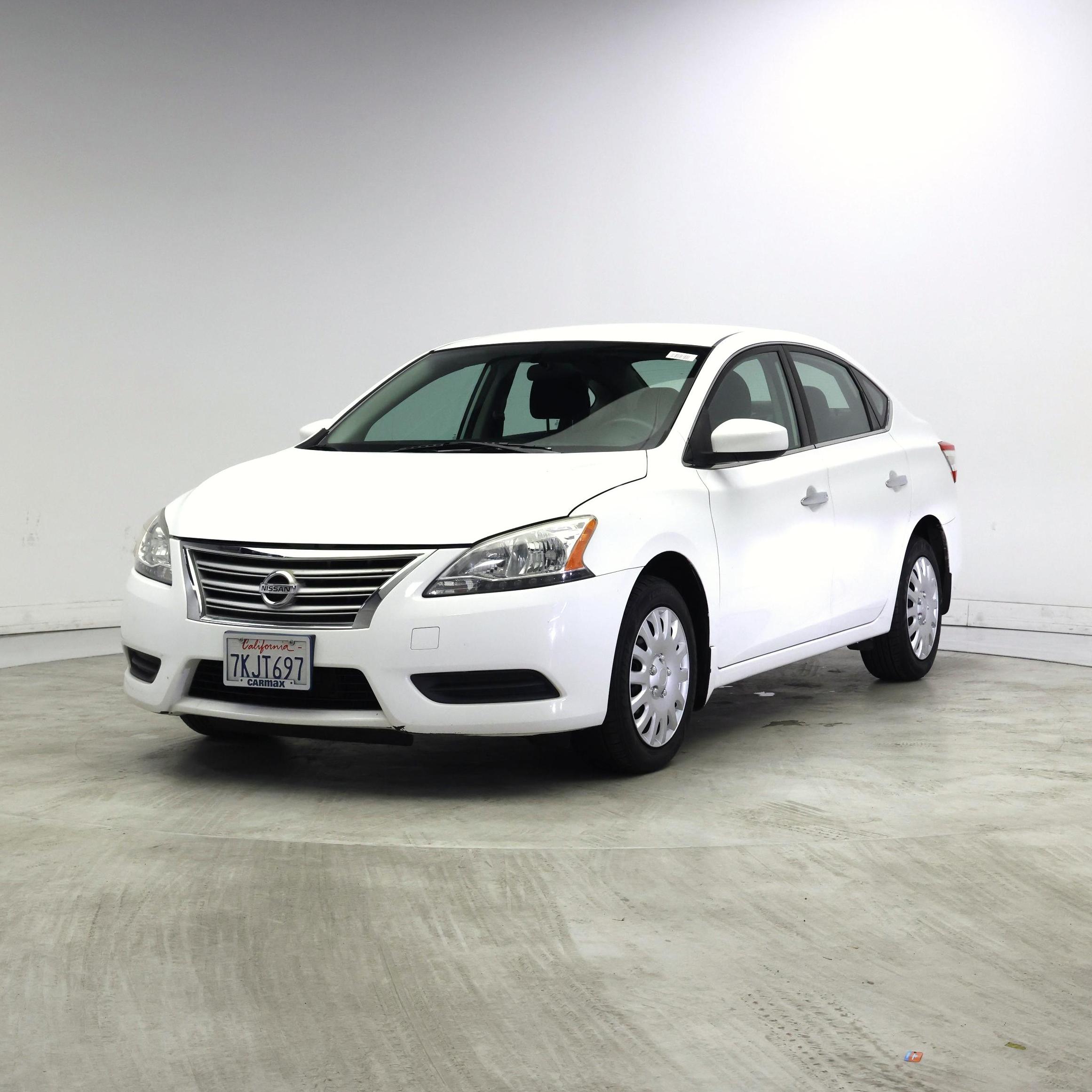 Thumbnail: 2015 Nissan Sentra - 4