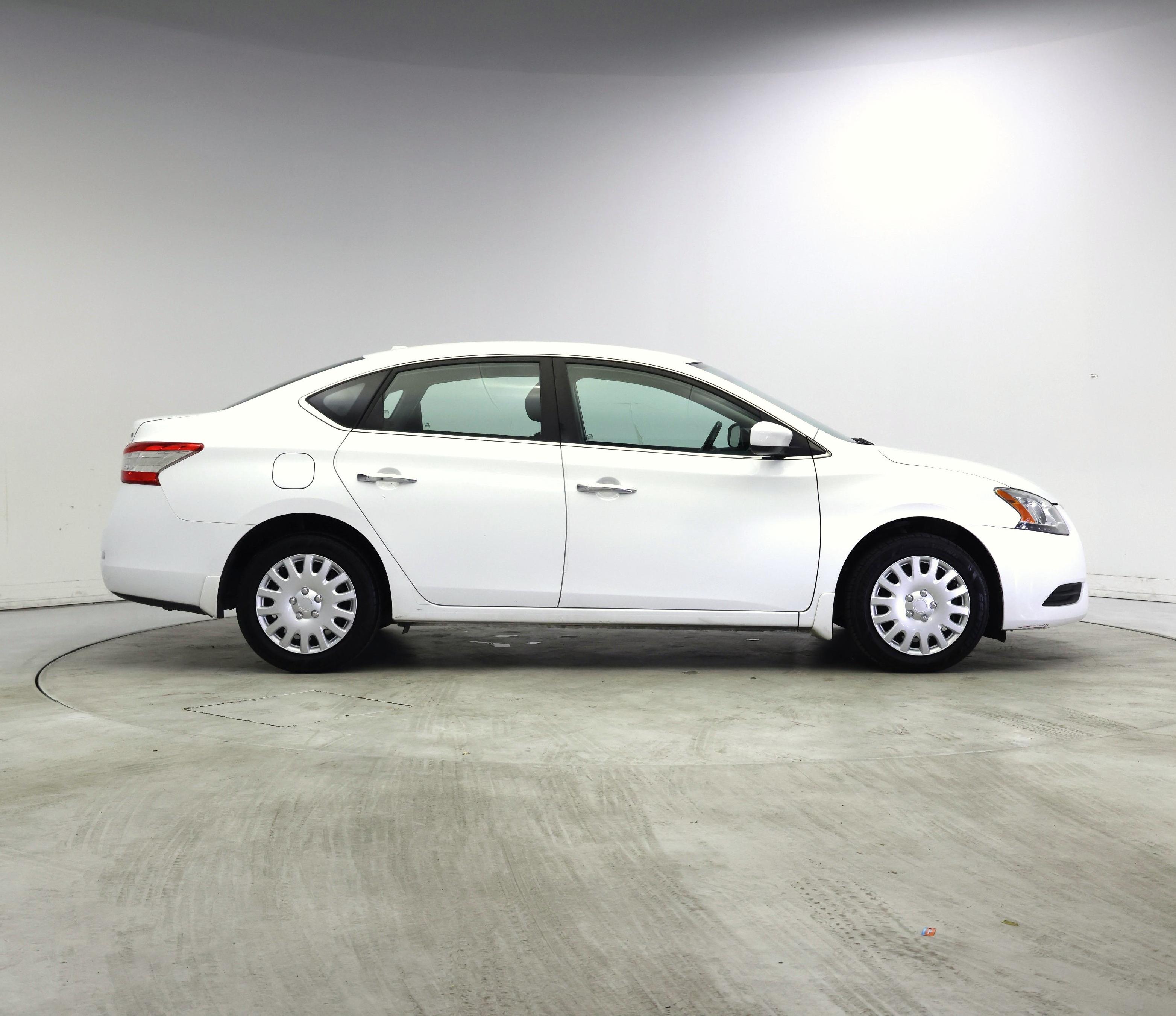 Thumbnail: 2015 Nissan Sentra - 7