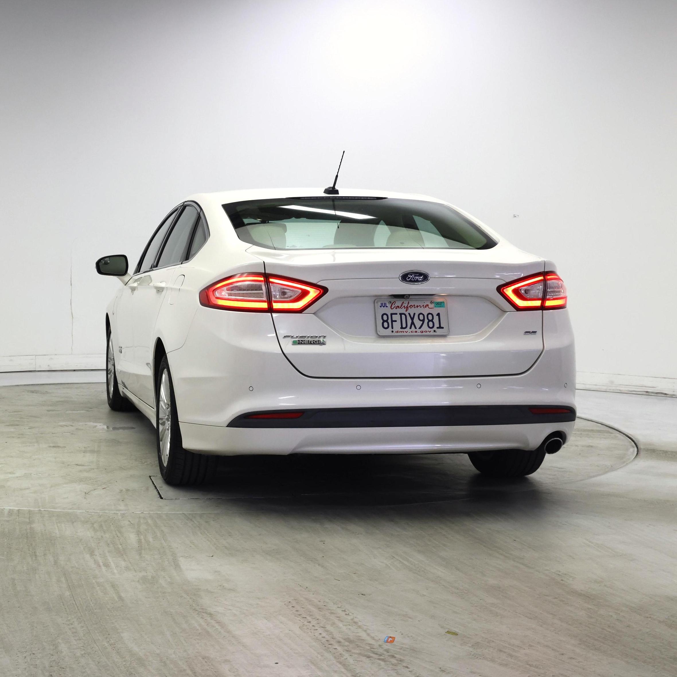 Thumbnail: 2015 Ford Fusion - 6