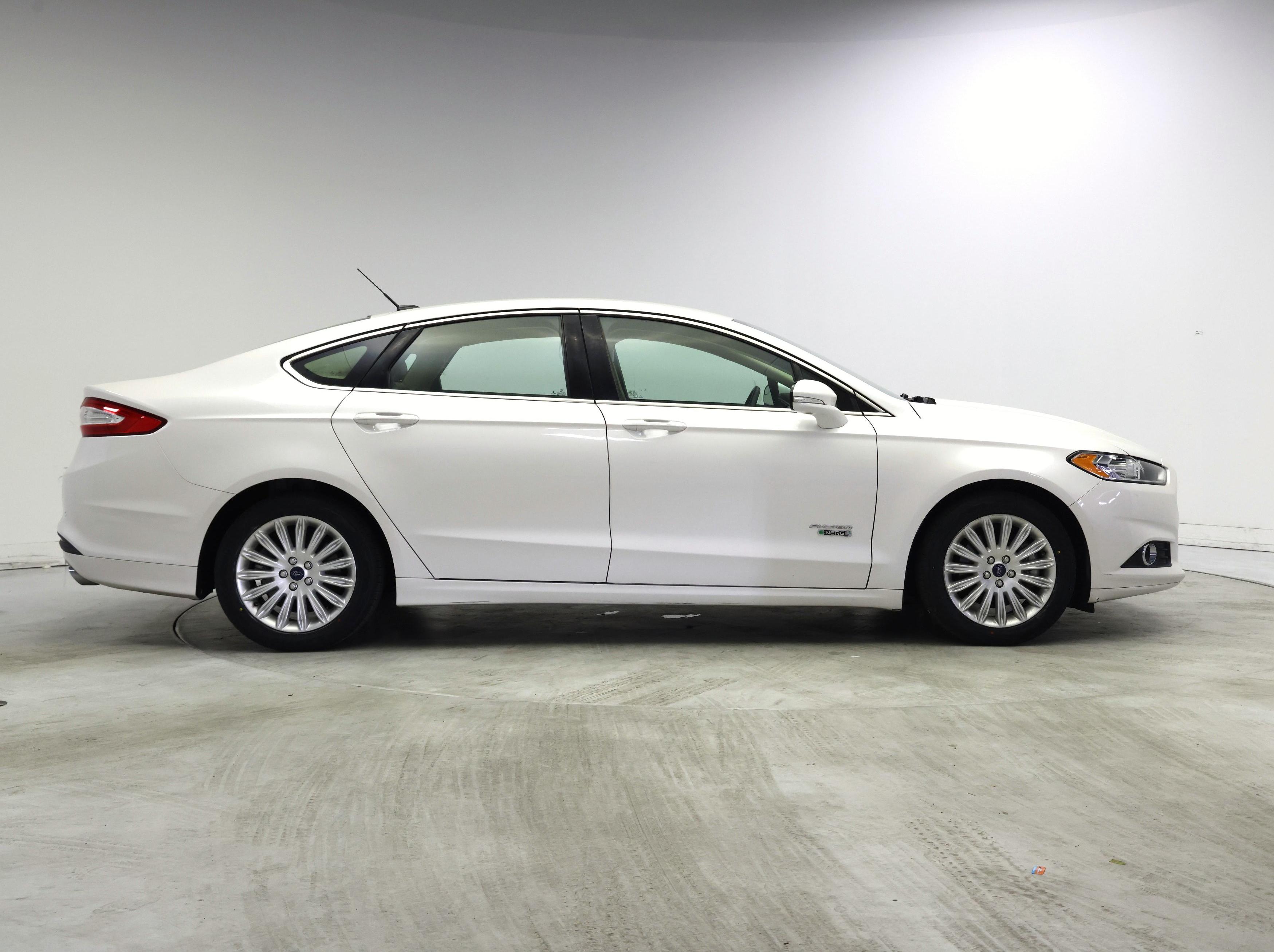 Thumbnail: 2015 Ford Fusion - 7
