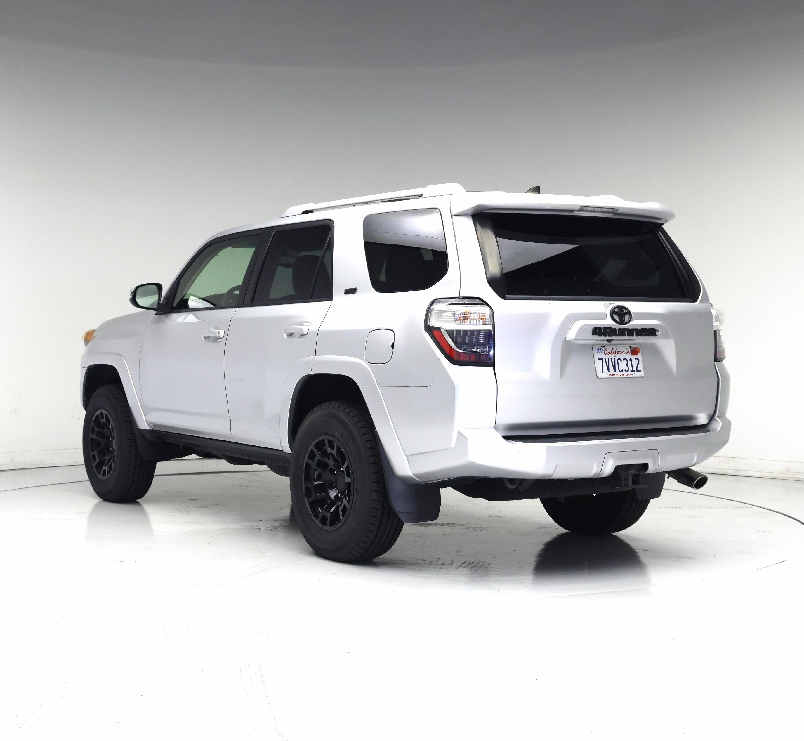 Thumbnail: 2016 Toyota 4Runner - 2